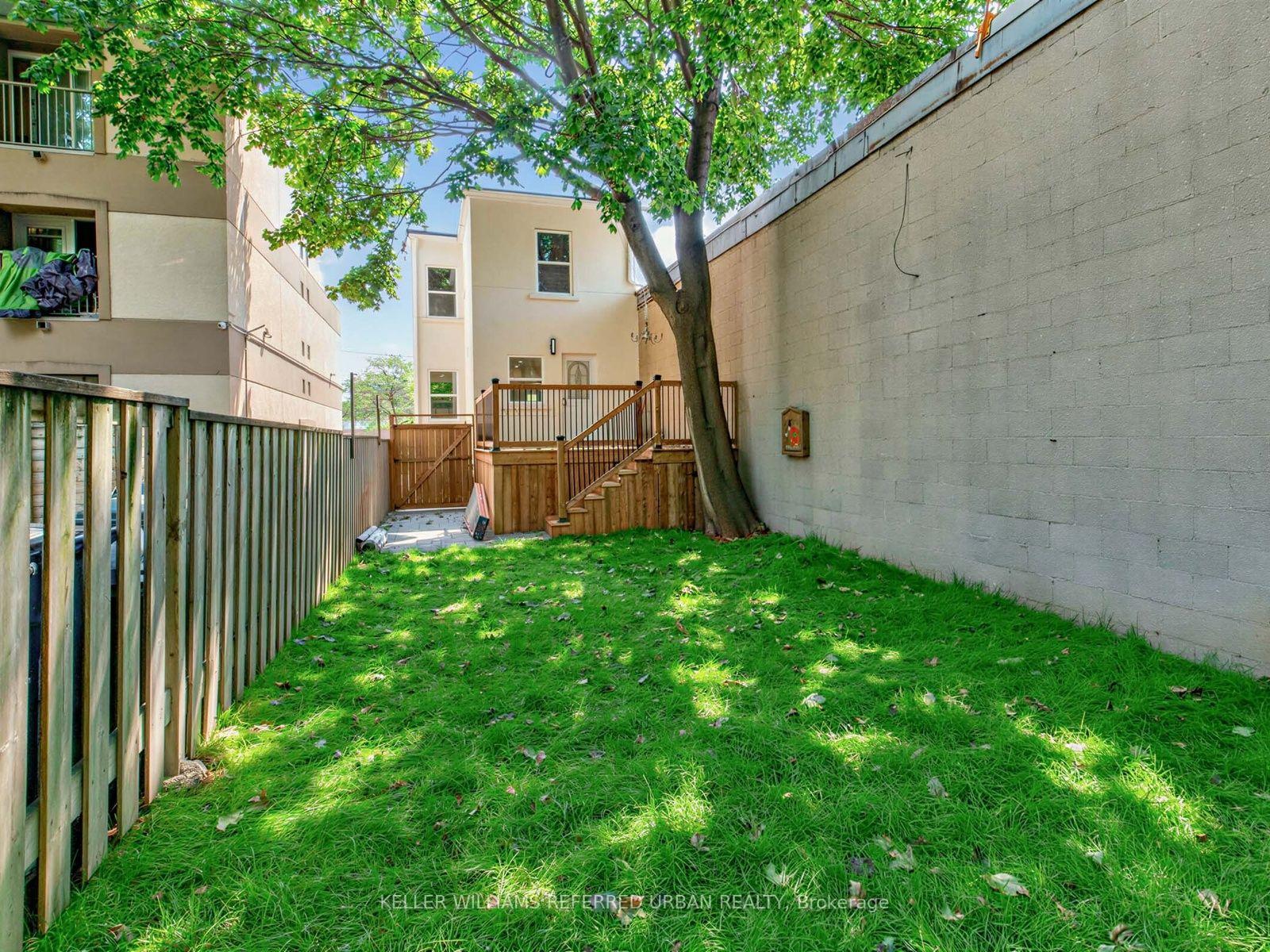 Photo 25 of 968 Eastern Avenue, Toronto, Greenwood-Coxwell — HOMEH