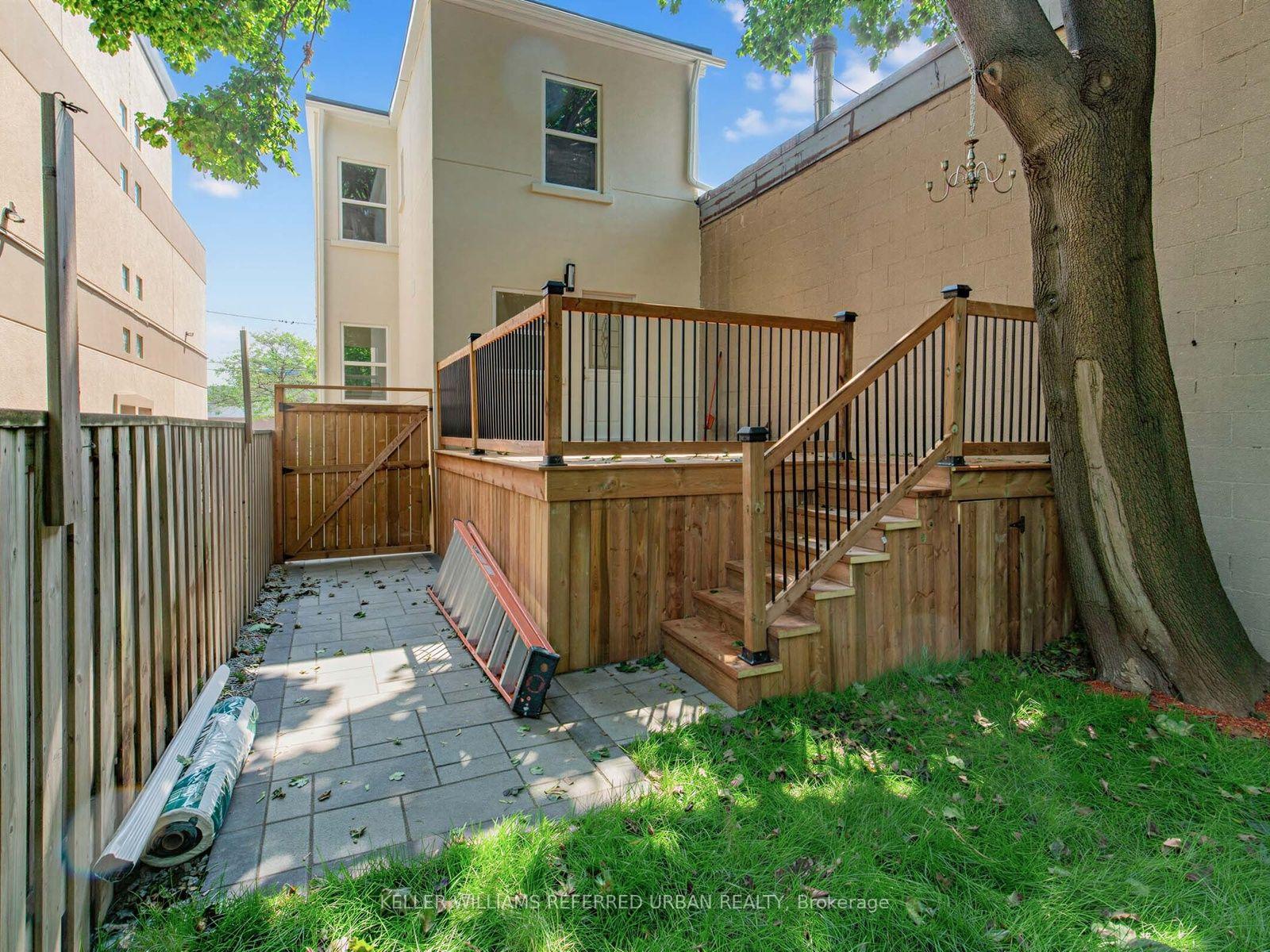 Photo 23 of 968 Eastern Avenue, Toronto, Greenwood-Coxwell — HOMEH