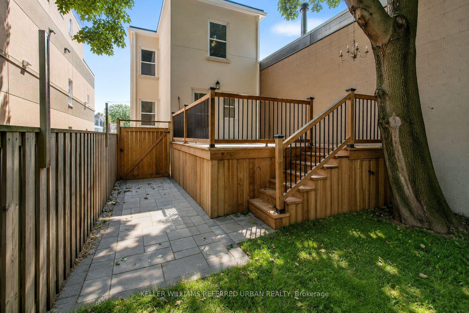 Photo 26 of 968 Eastern Avenue, Toronto, Greenwood-Coxwell — HOMEH