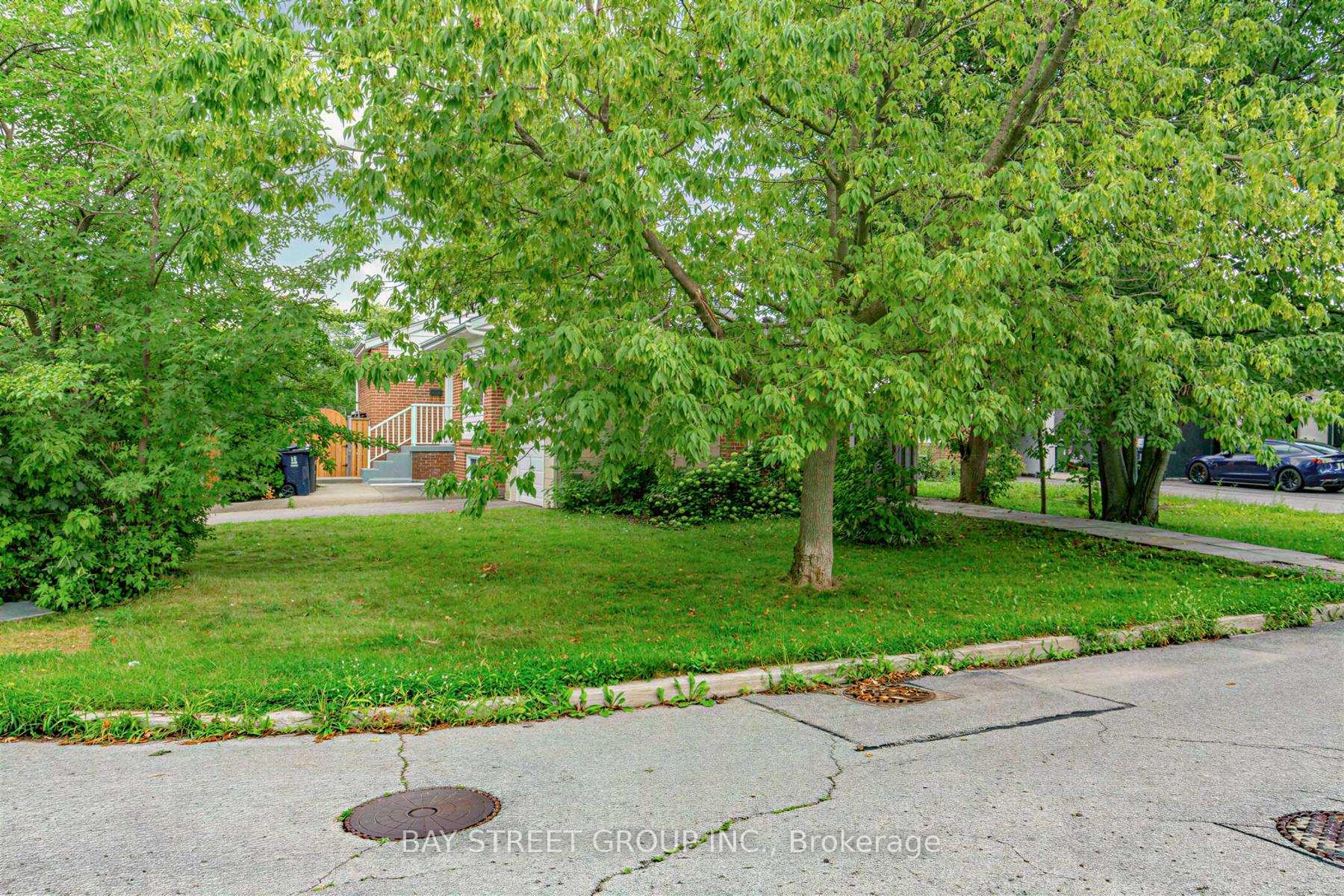 Photo 34 of 47 Haileybury Drive, Scarborough, Bendale — HOMEH