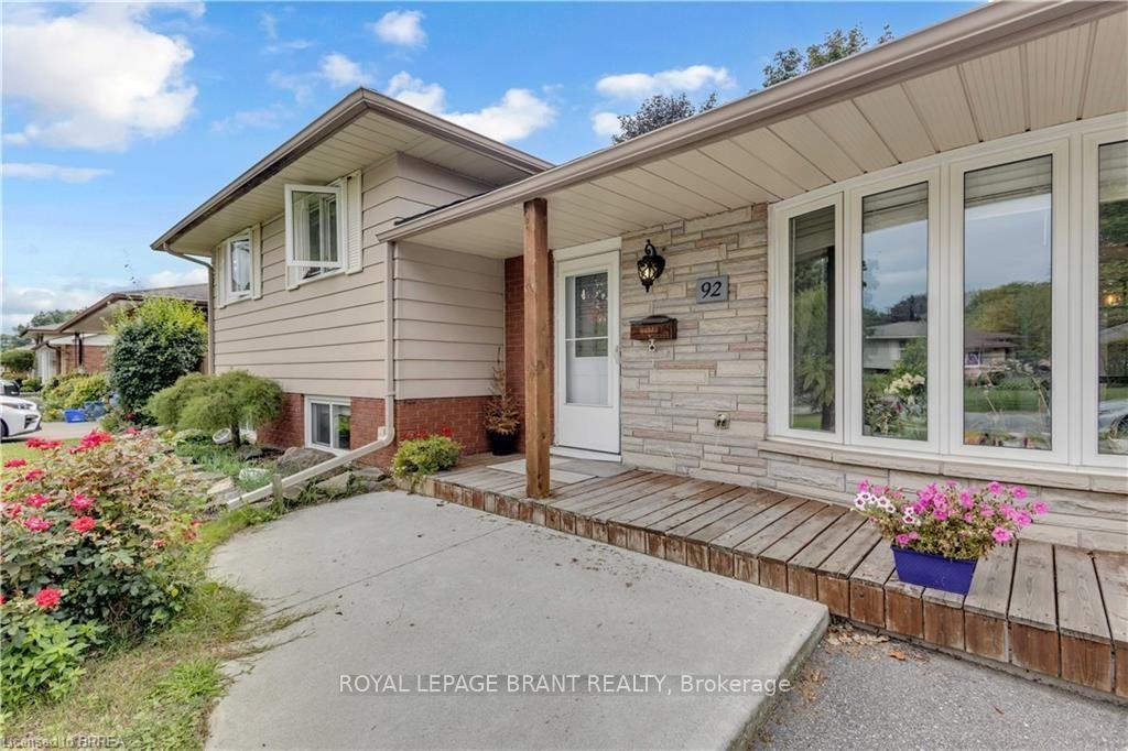 Photo 4 of 92 Brier Park Road, Brantford, Fairview - Brantford — HOMEH
