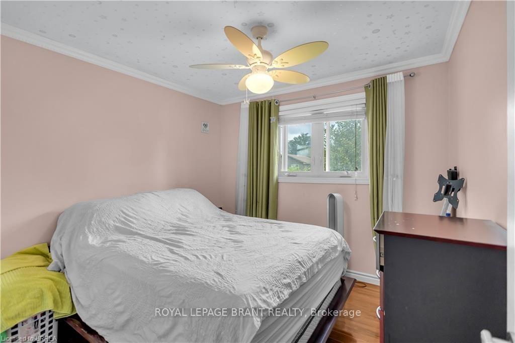 Photo 19 of 92 Brier Park Road, Brantford, Fairview - Brantford — HOMEH