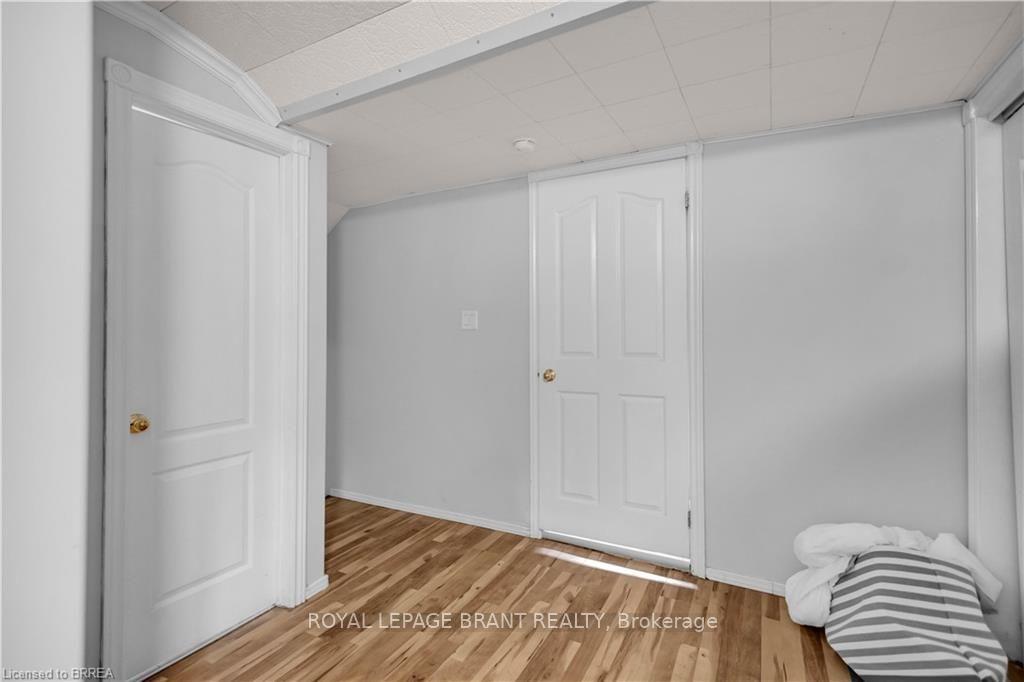 Photo 29 of 92 Brier Park Road, Brantford, Fairview - Brantford — HOMEH