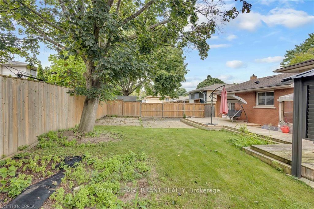 Photo 40 of 92 Brier Park Road, Brantford, Fairview - Brantford — HOMEH