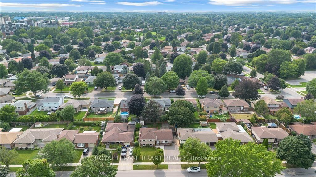 Photo 42 of 92 Brier Park Road, Brantford, Fairview - Brantford — HOMEH