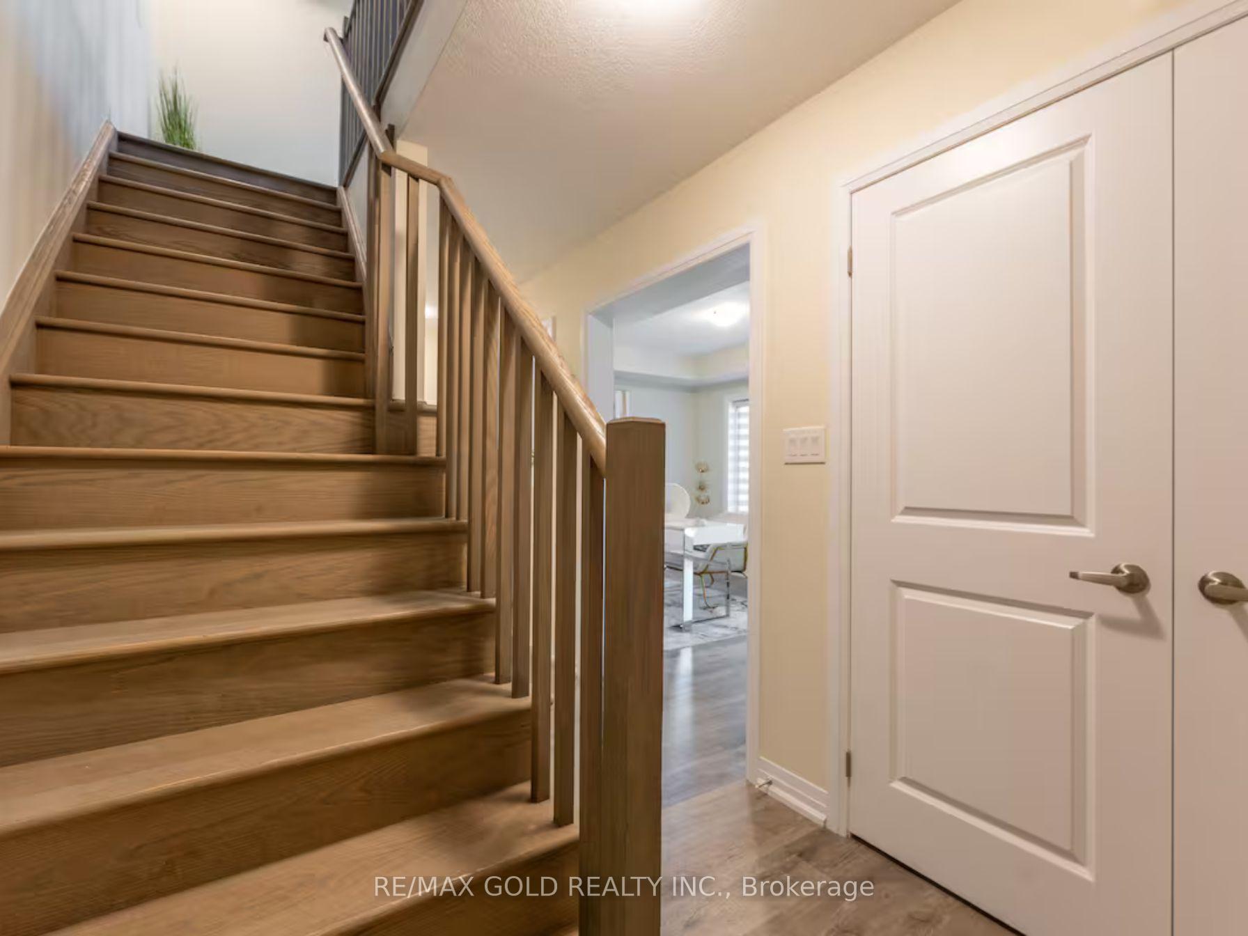 Photo 7 of Unit 13, 185 Bedrock Drive, Hamilton, Stoney Creek Mountain — HOMEH