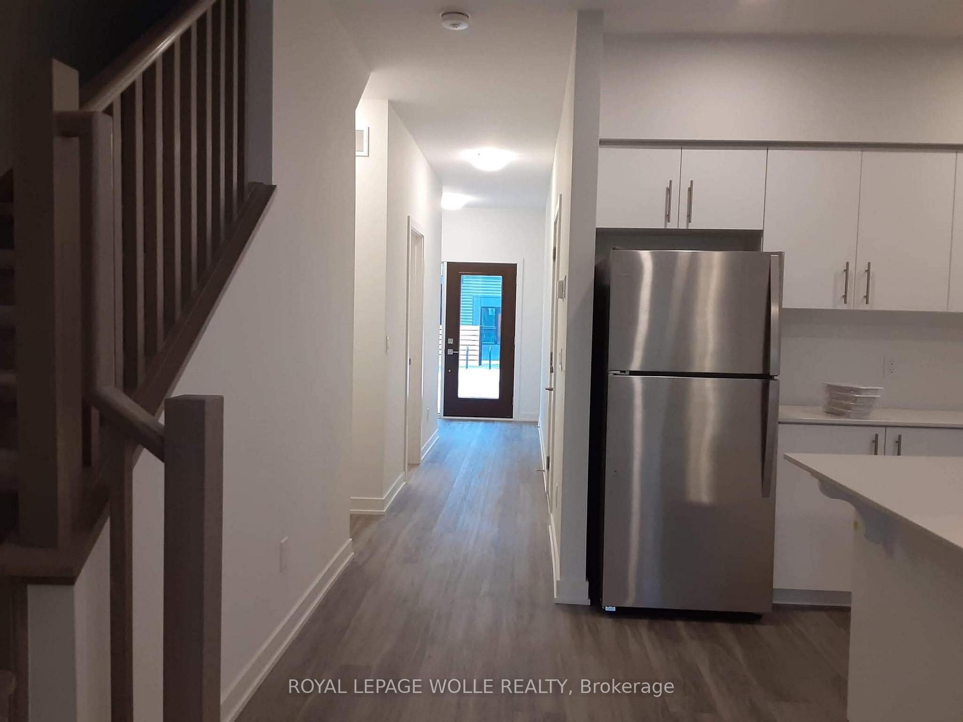 Photo 4 of Unit 33, 110 Fergus Avenue, Kitchener, Stanley Park — HOMEH