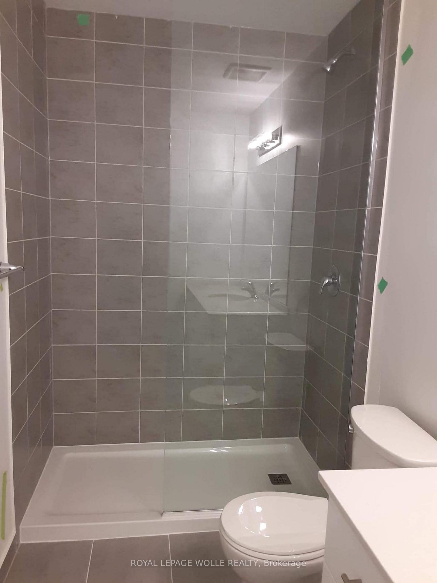 Photo 5 of Unit 33, 110 Fergus Avenue, Kitchener, Stanley Park — HOMEH