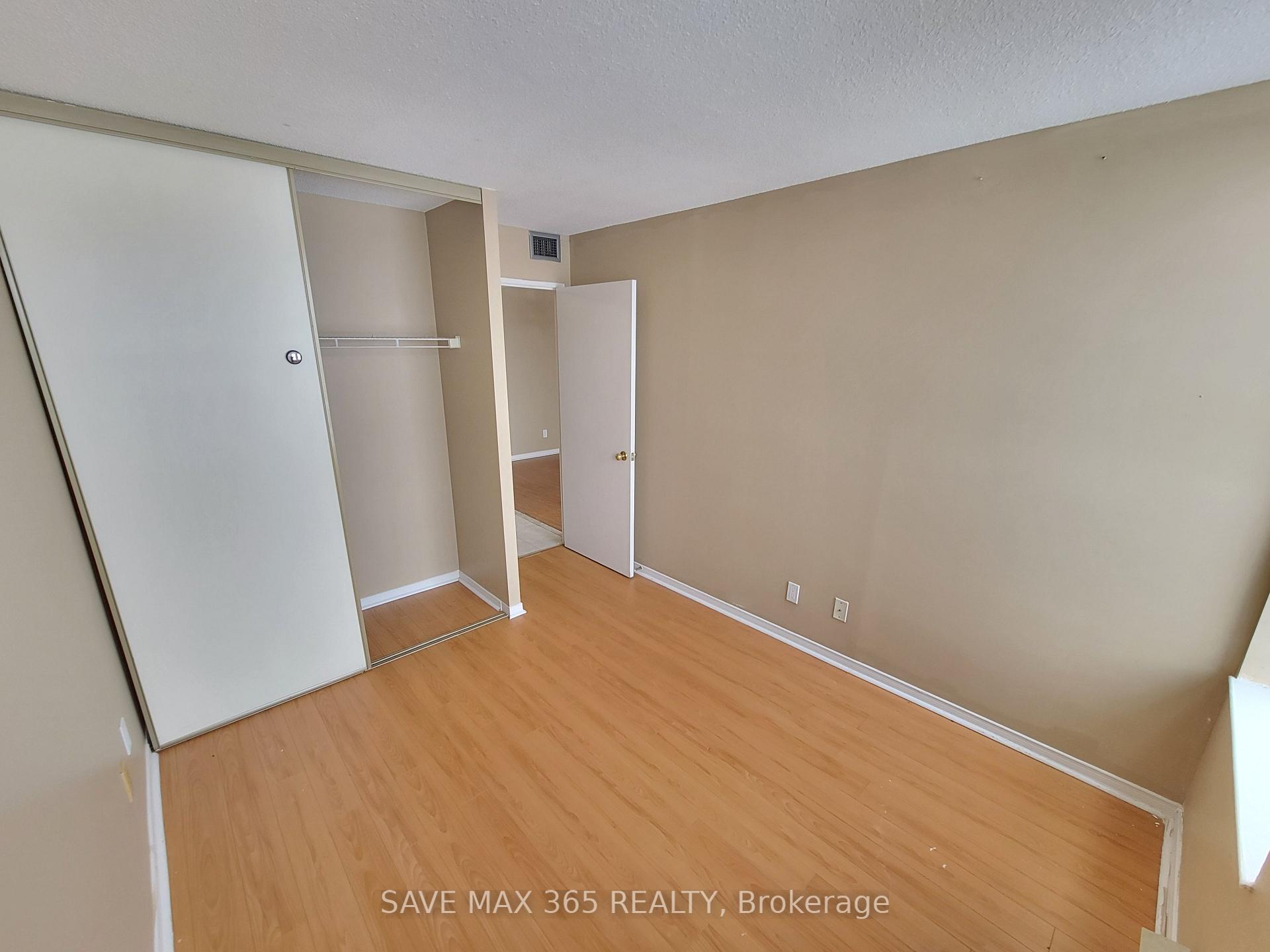Photo 4 of Unit 1405, 330 Mccowan Road, Scarborough, Eglinton East — HOMEH