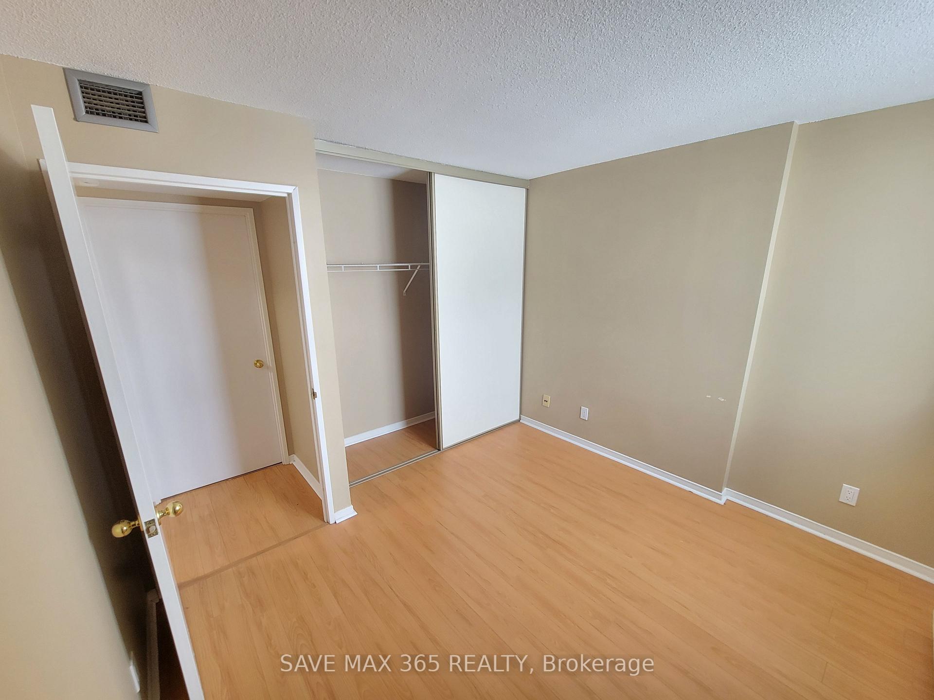 Photo 13 of Unit 1405, 330 Mccowan Road, Scarborough, Eglinton East — HOMEH