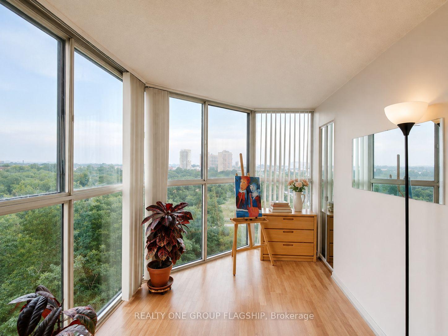 Photo 2 of Unit 802, 600 Rexdale Boulevard, Etobicoke, West Humber-Clairville — HOMEH