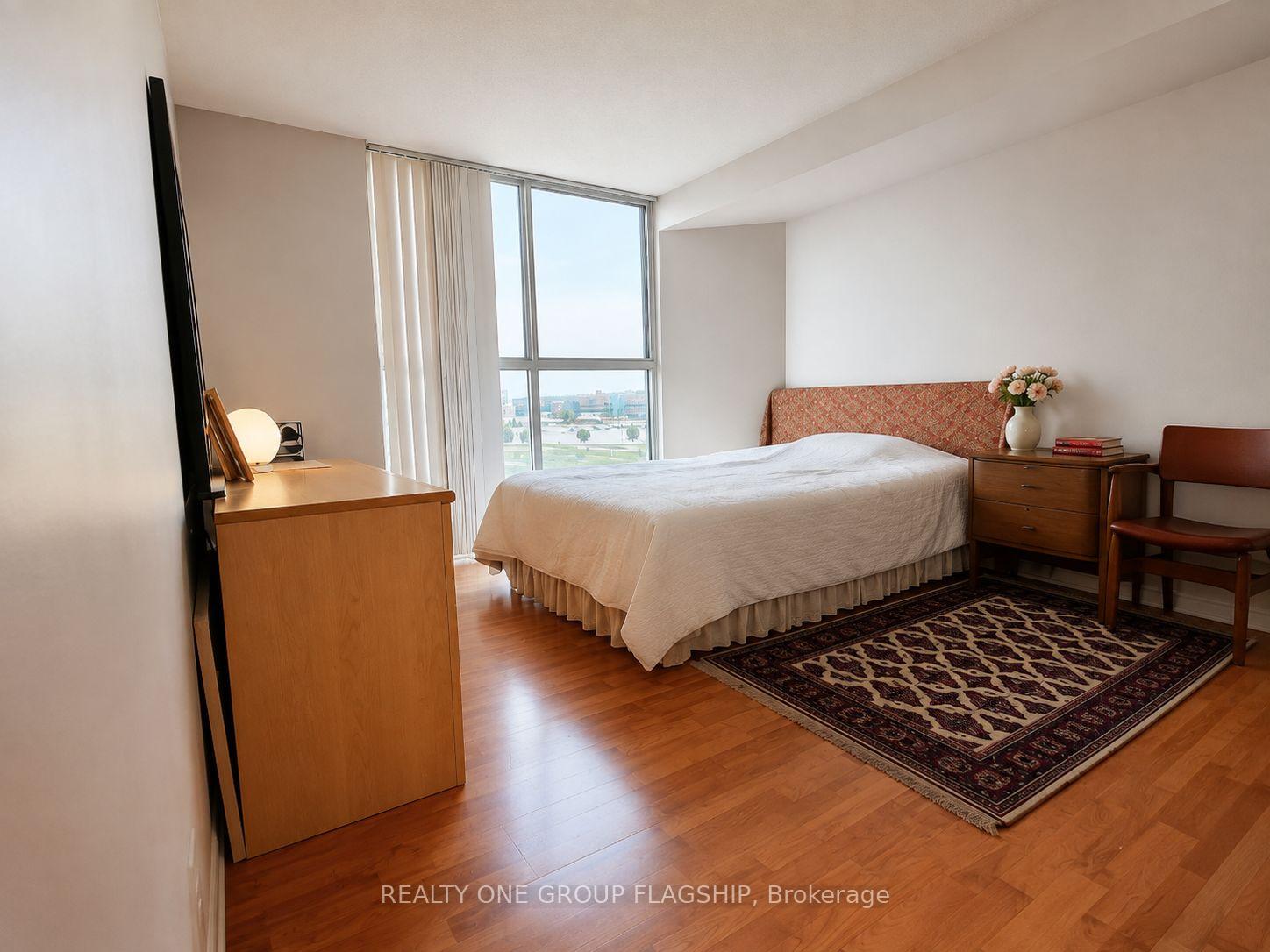 Photo 4 of Unit 802, 600 Rexdale Boulevard, Etobicoke, West Humber-Clairville — HOMEH