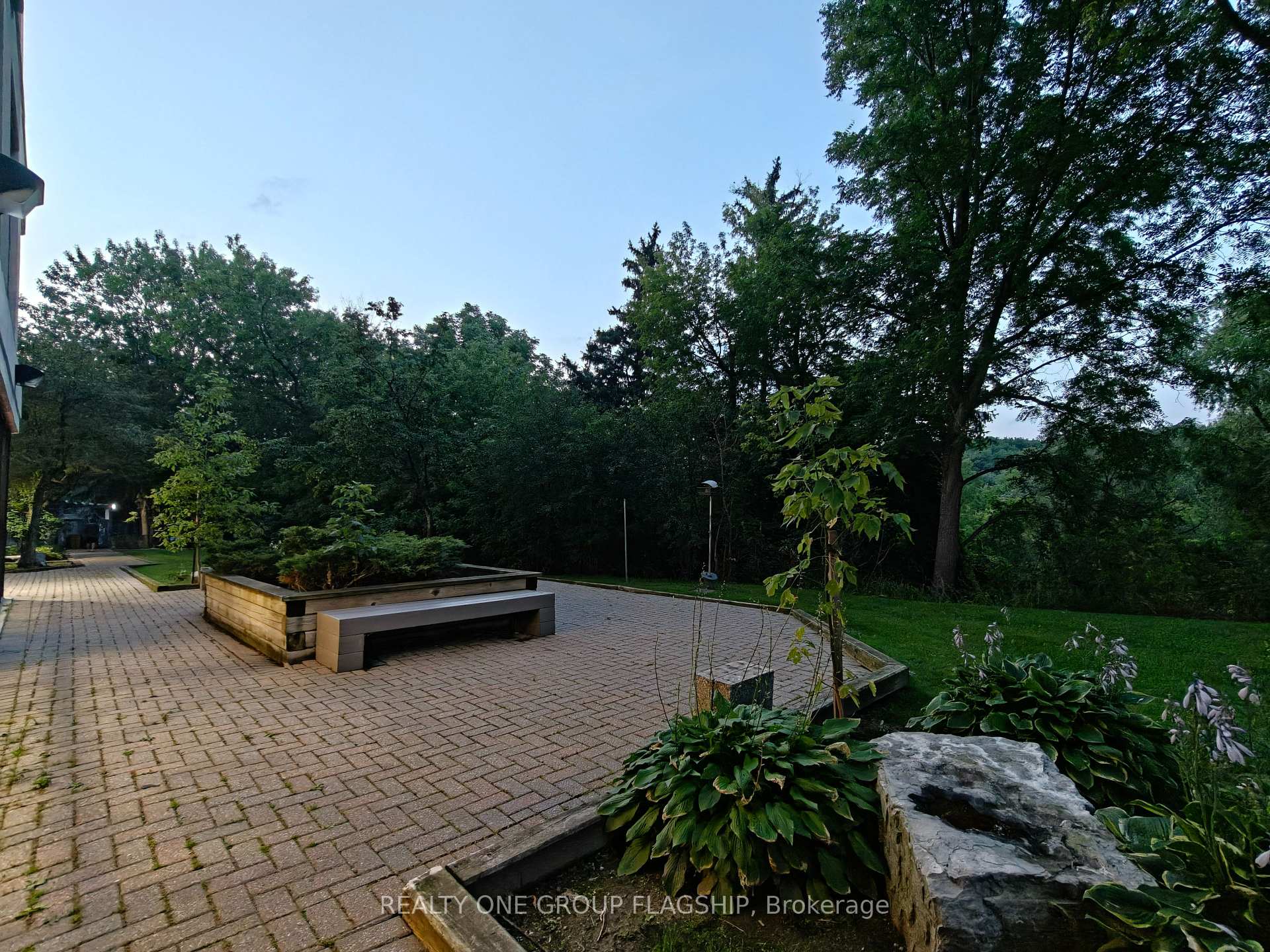 Photo 16 of Unit 802, 600 Rexdale Boulevard, Etobicoke, West Humber-Clairville — HOMEH