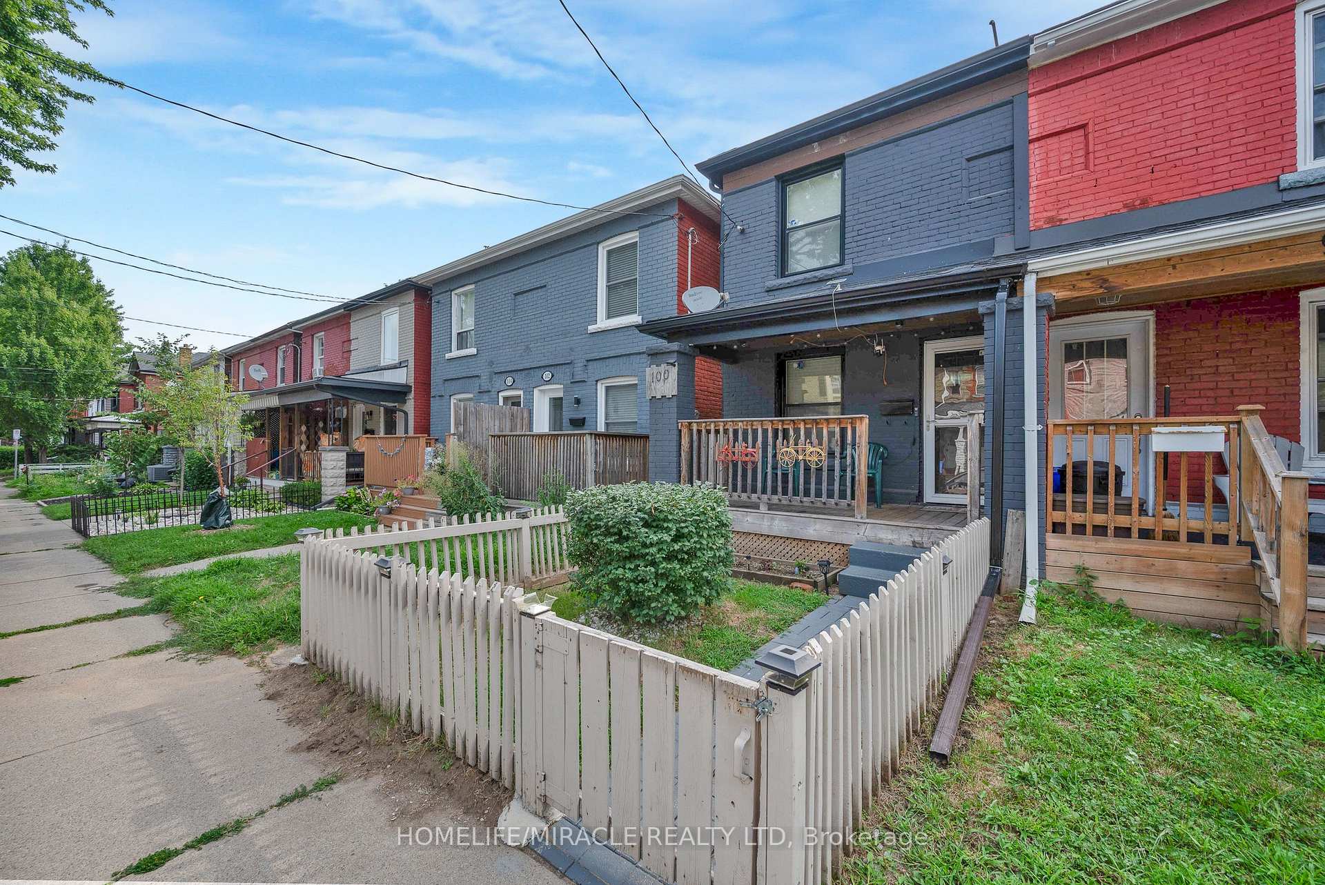 Photo 3 of 100 Gibson Avenue, Hamilton, Gibson — HOMEH
