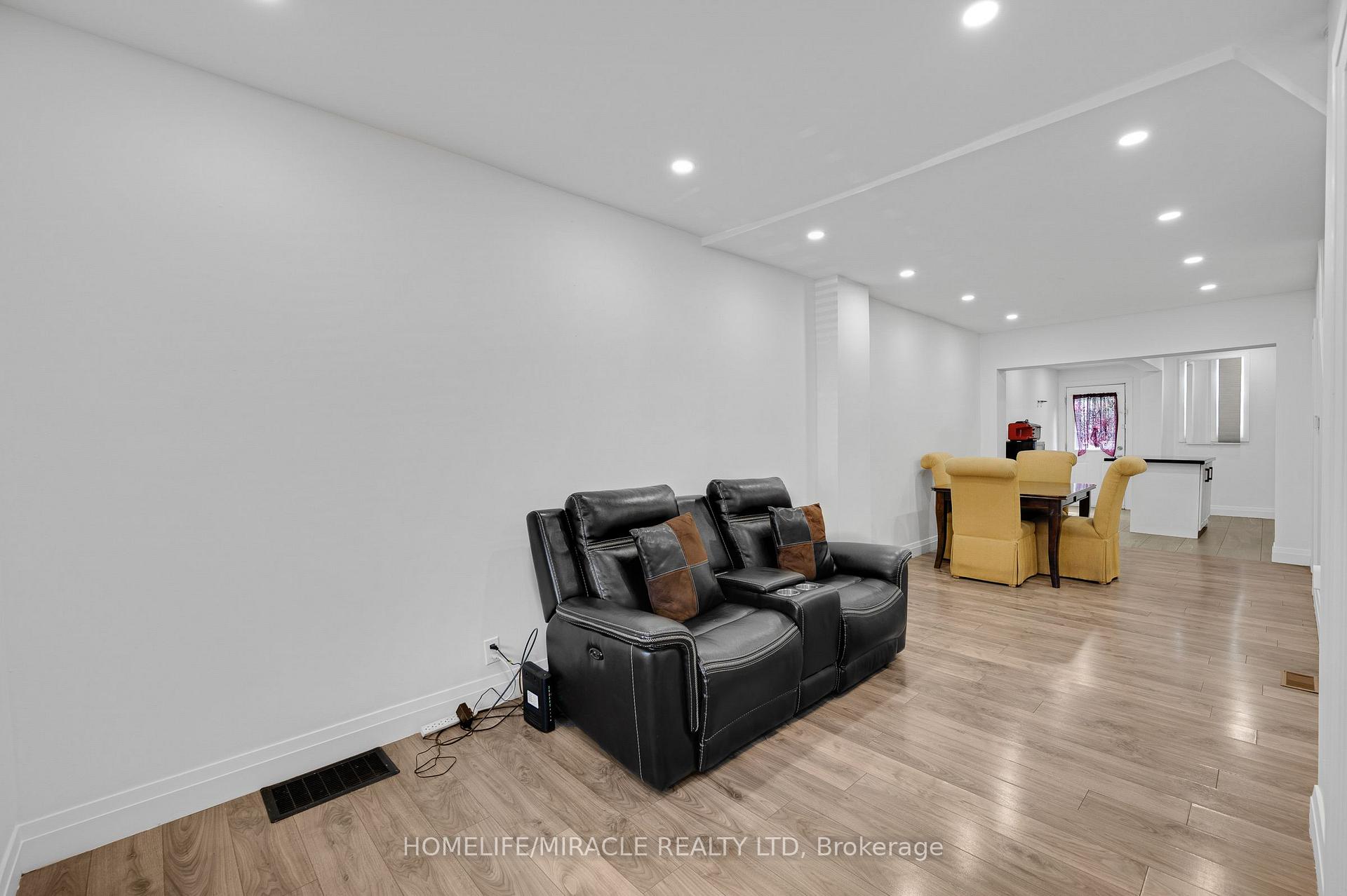 Photo 8 of 100 Gibson Avenue, Hamilton, Gibson — HOMEH