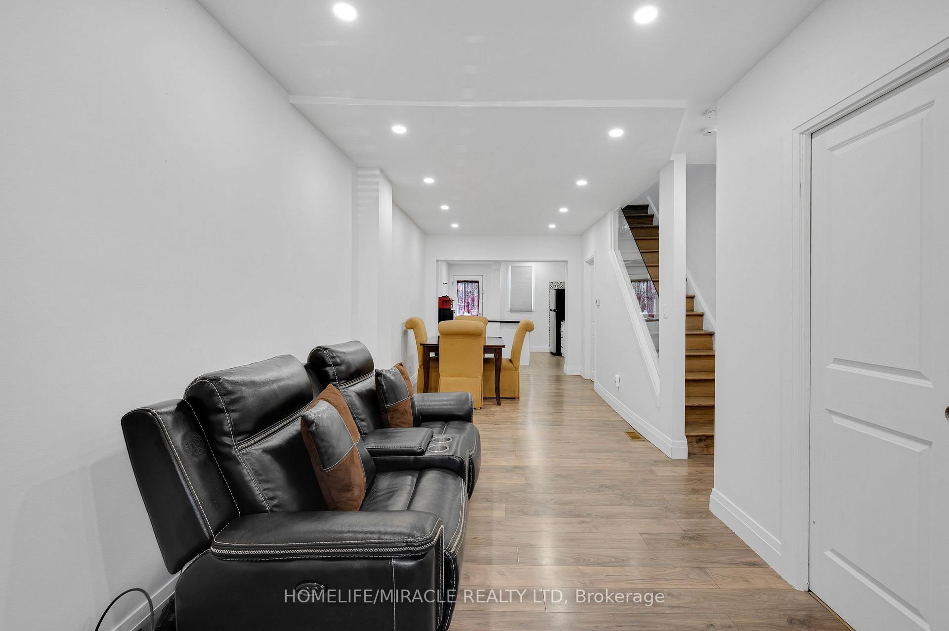 Photo 9 of 100 Gibson Avenue, Hamilton, Gibson — HOMEH