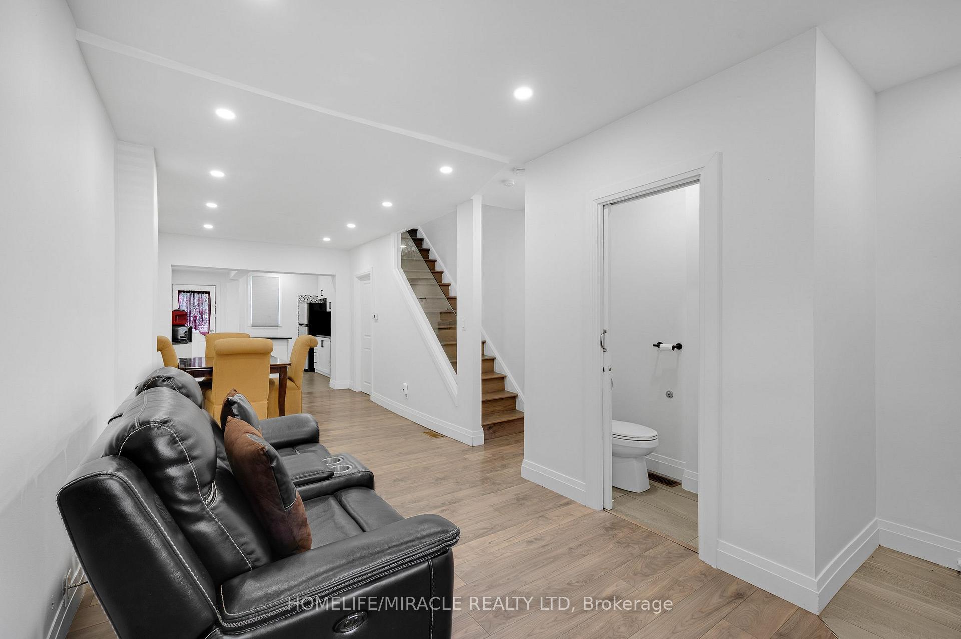 Photo 12 of 100 Gibson Avenue, Hamilton, Gibson — HOMEH