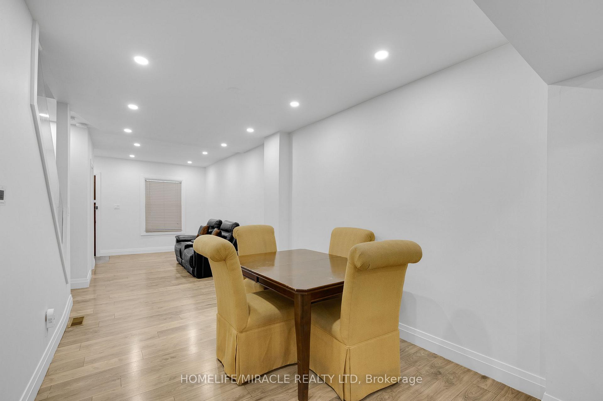 Photo 14 of 100 Gibson Avenue, Hamilton, Gibson — HOMEH