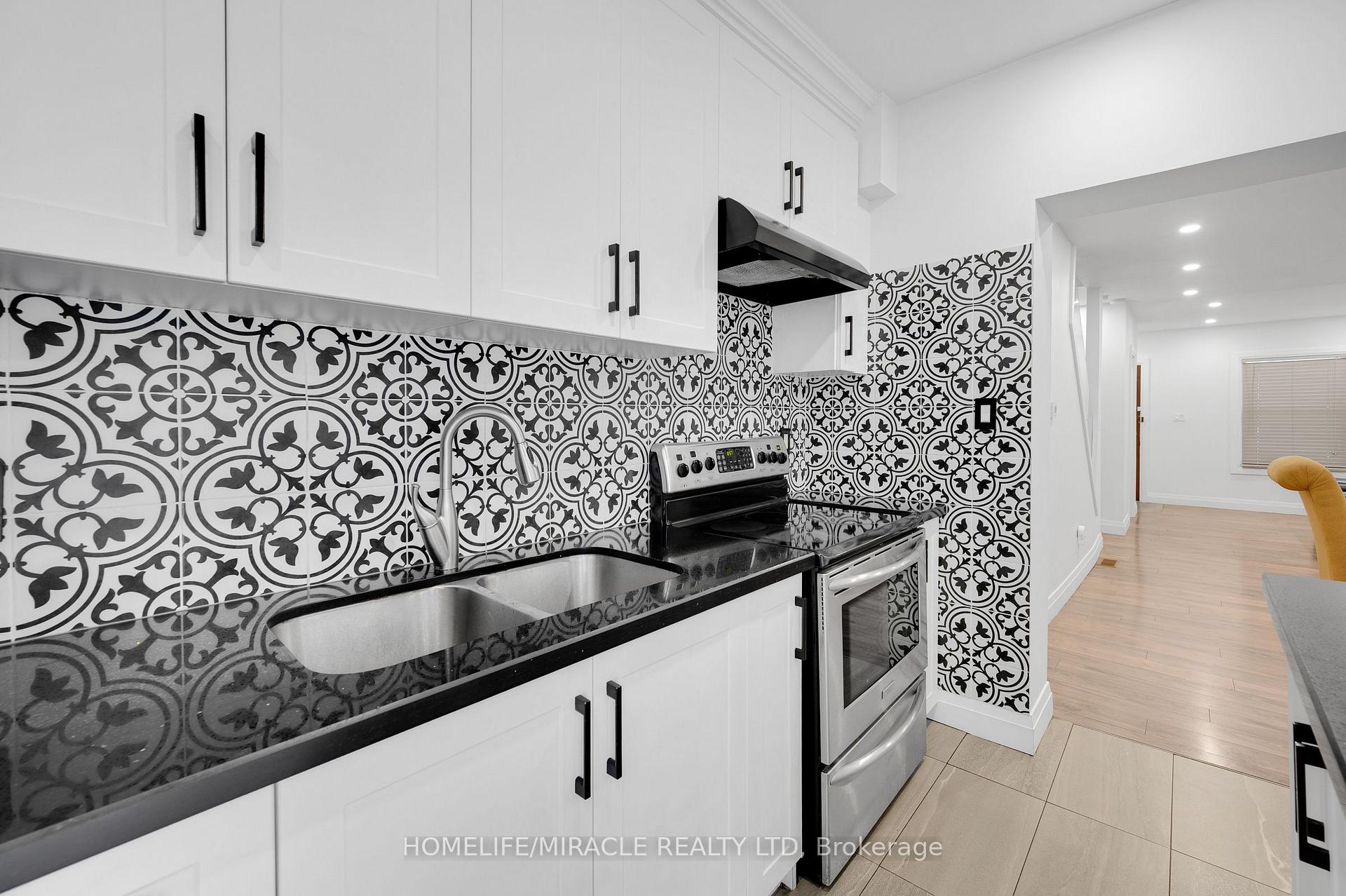 Photo 17 of 100 Gibson Avenue, Hamilton, Gibson — HOMEH
