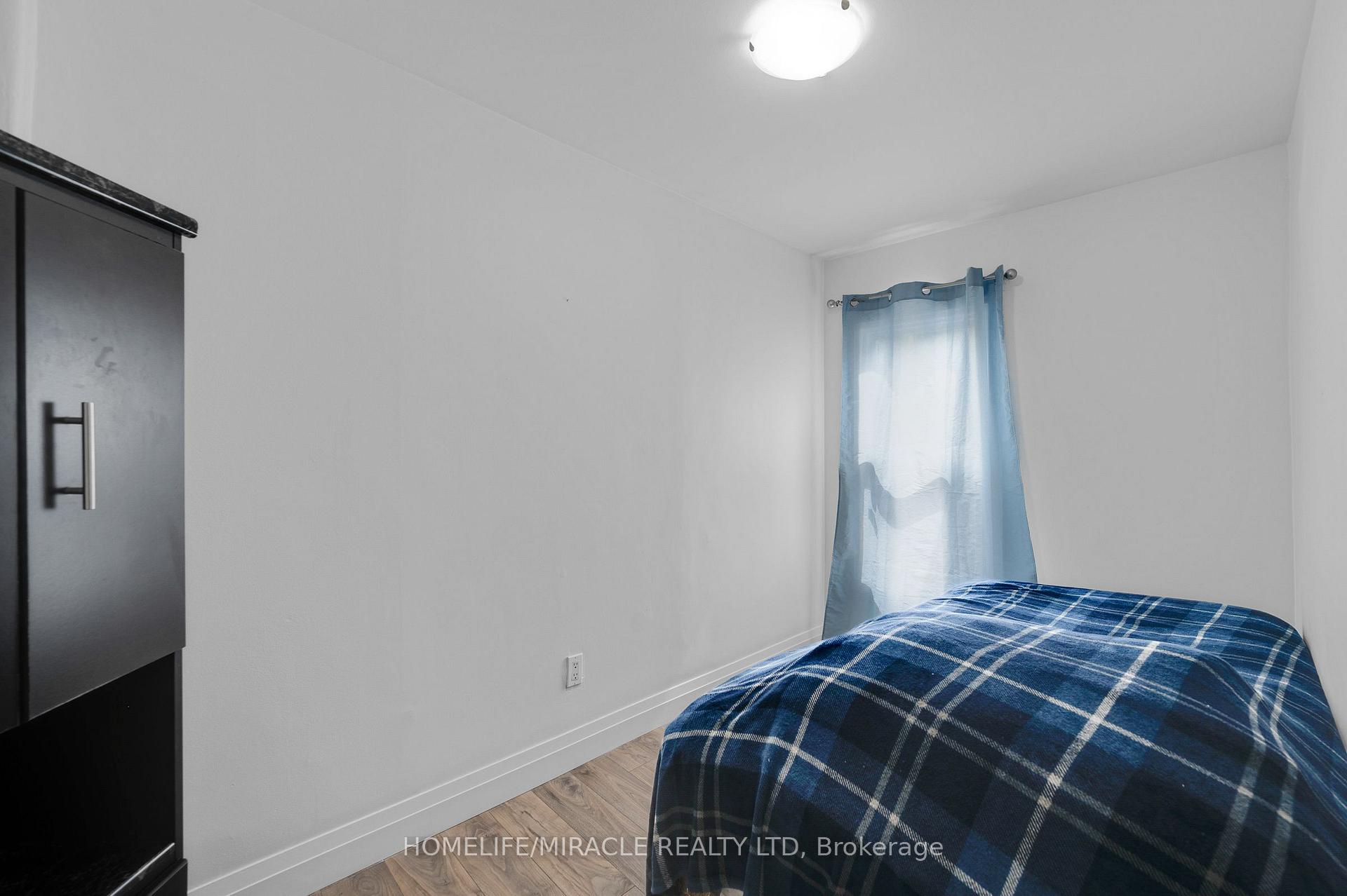 Photo 22 of 100 Gibson Avenue, Hamilton, Gibson — HOMEH