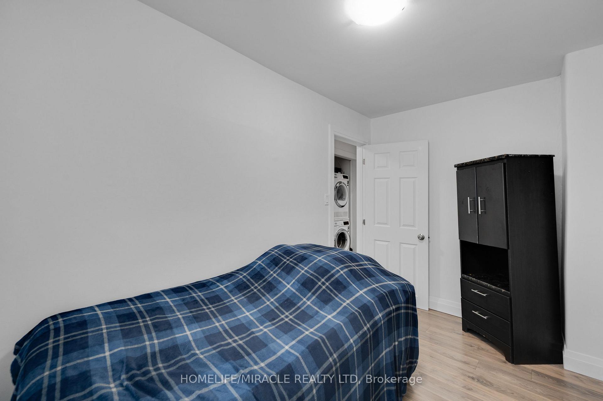 Photo 23 of 100 Gibson Avenue, Hamilton, Gibson — HOMEH