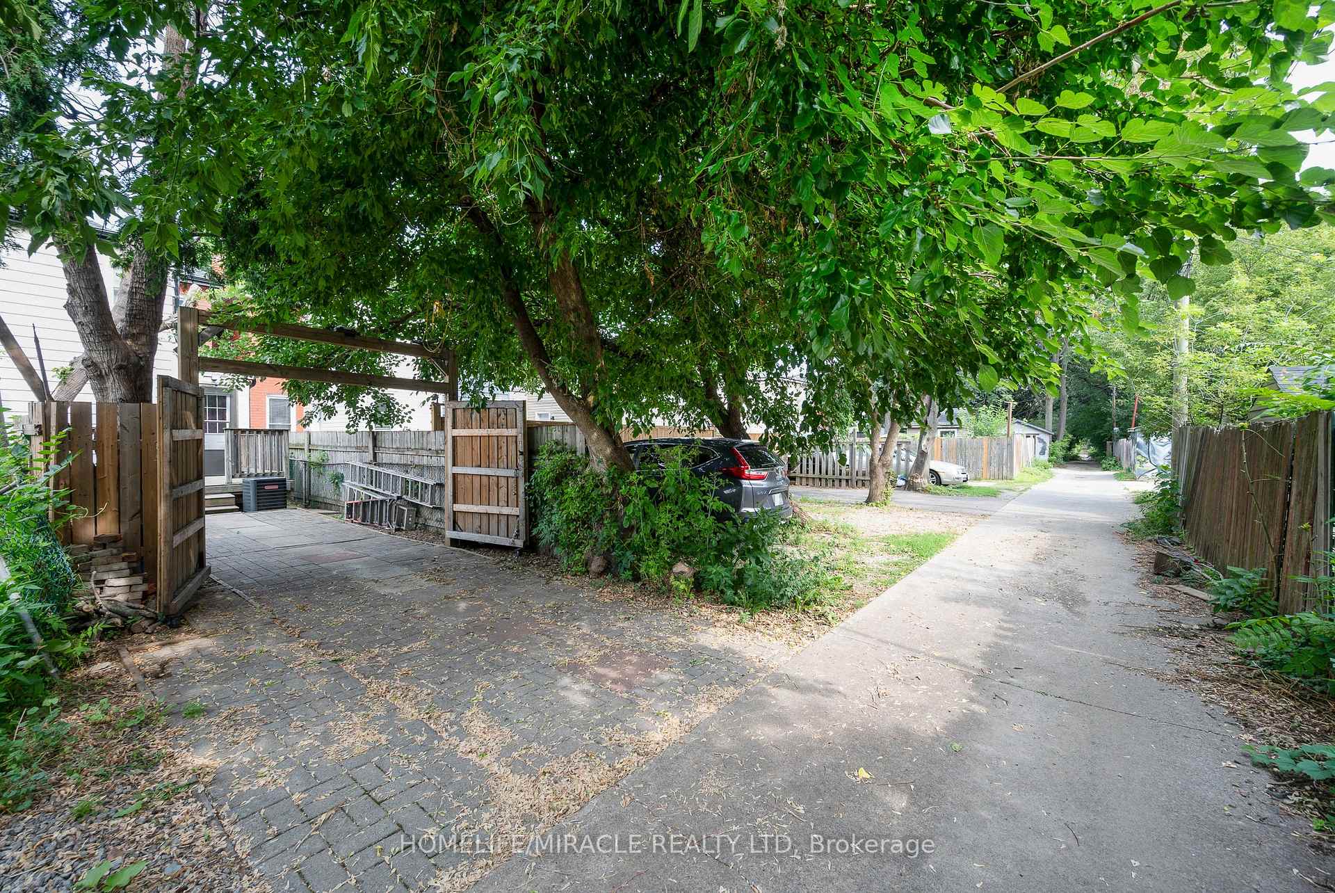 Photo 34 of 100 Gibson Avenue, Hamilton, Gibson — HOMEH