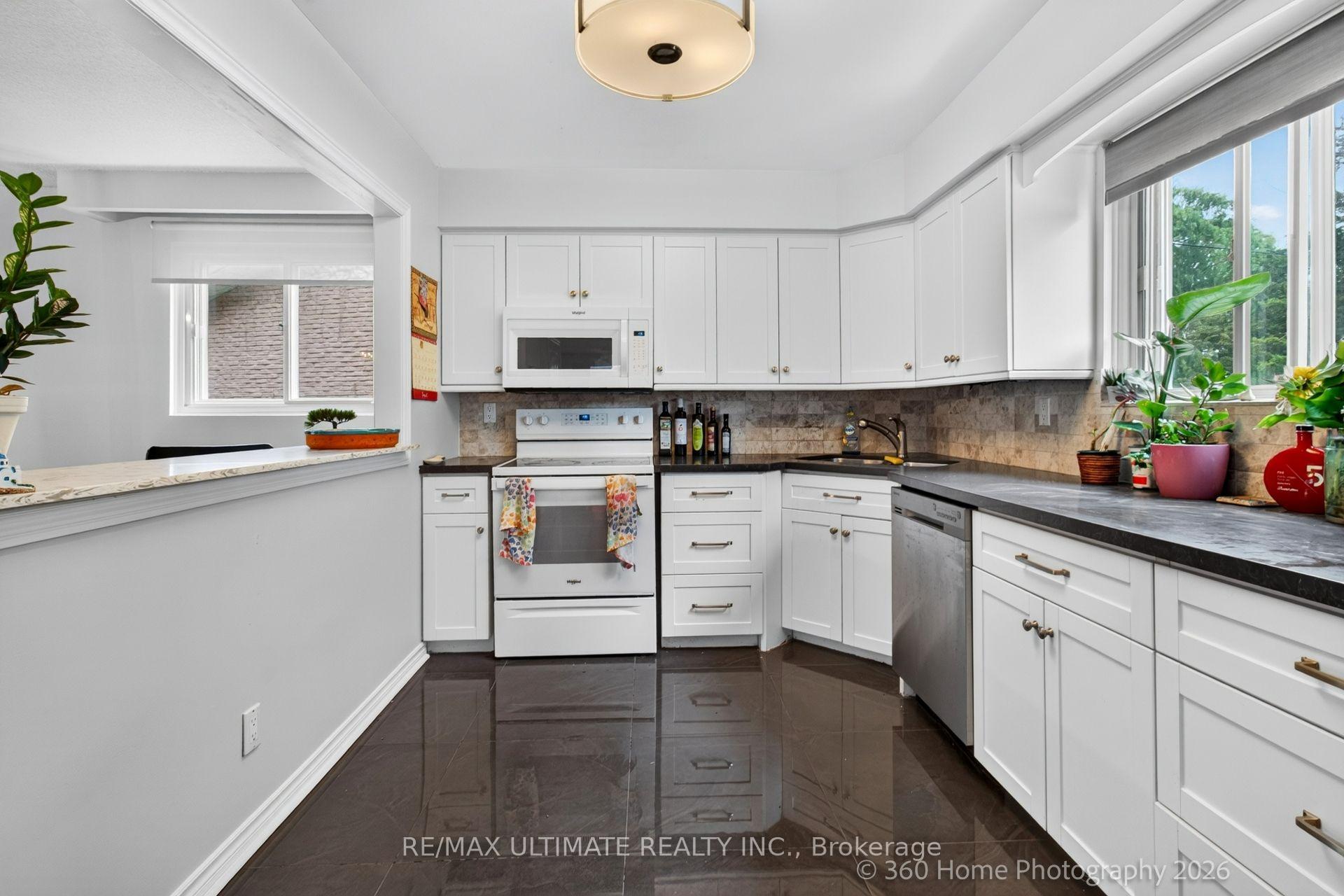 Photo 8 of 146 Beaverbrook Court, Scarborough, Rouge — HOMEH