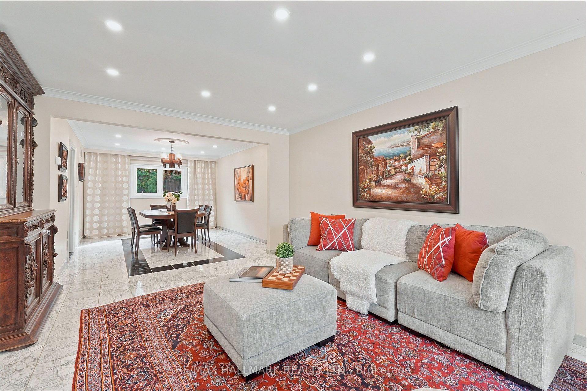 Photo 9 of 76 Francis Street, Vaughan, East Woodbridge — HOMEH