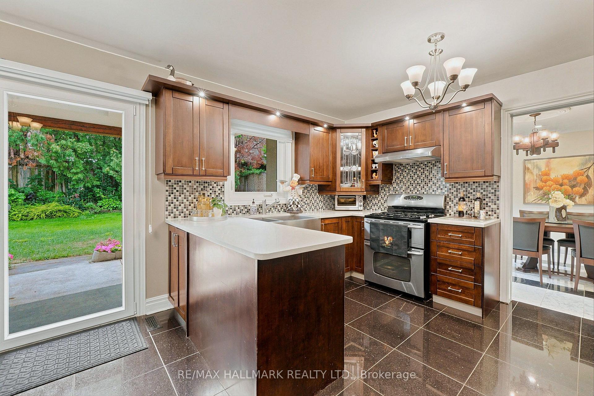 Photo 14 of 76 Francis Street, Vaughan, East Woodbridge — HOMEH