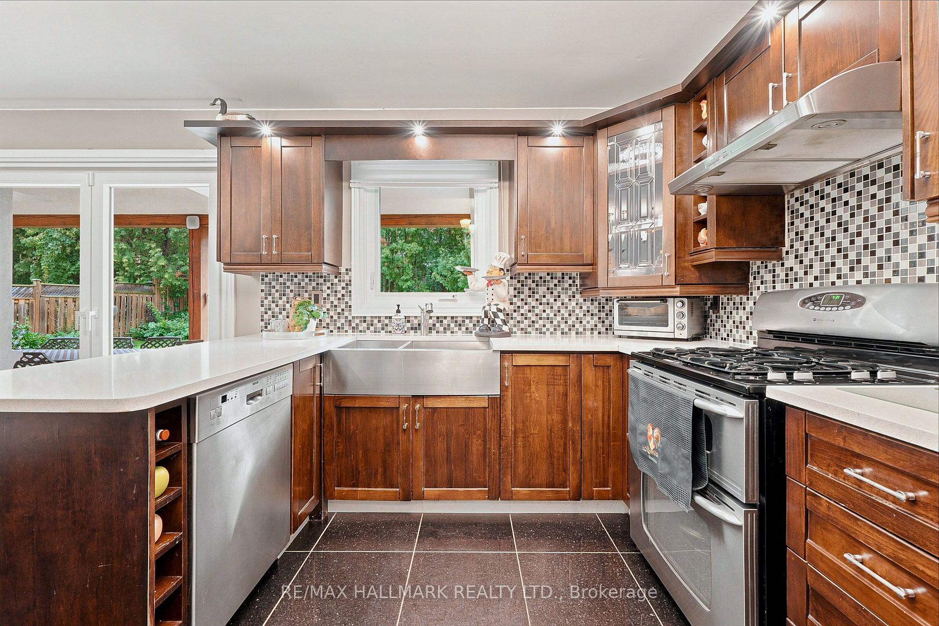 Photo 15 of 76 Francis Street, Vaughan, East Woodbridge — HOMEH