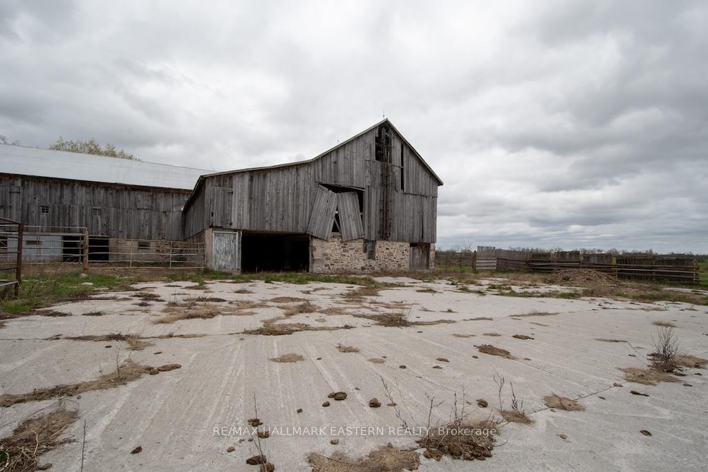 Photo 4 of 1444 5th Line, Selwyn — HOMEH