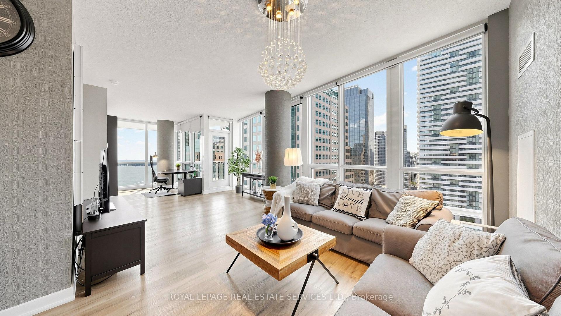 Photo 1 of Unit 2212, 33 Bay Street, Toronto, Waterfront Communities — HOMEH
