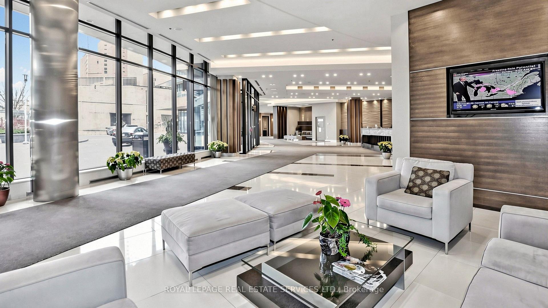 Photo 8 of Unit 2212, 33 Bay Street, Toronto, Waterfront Communities — HOMEH