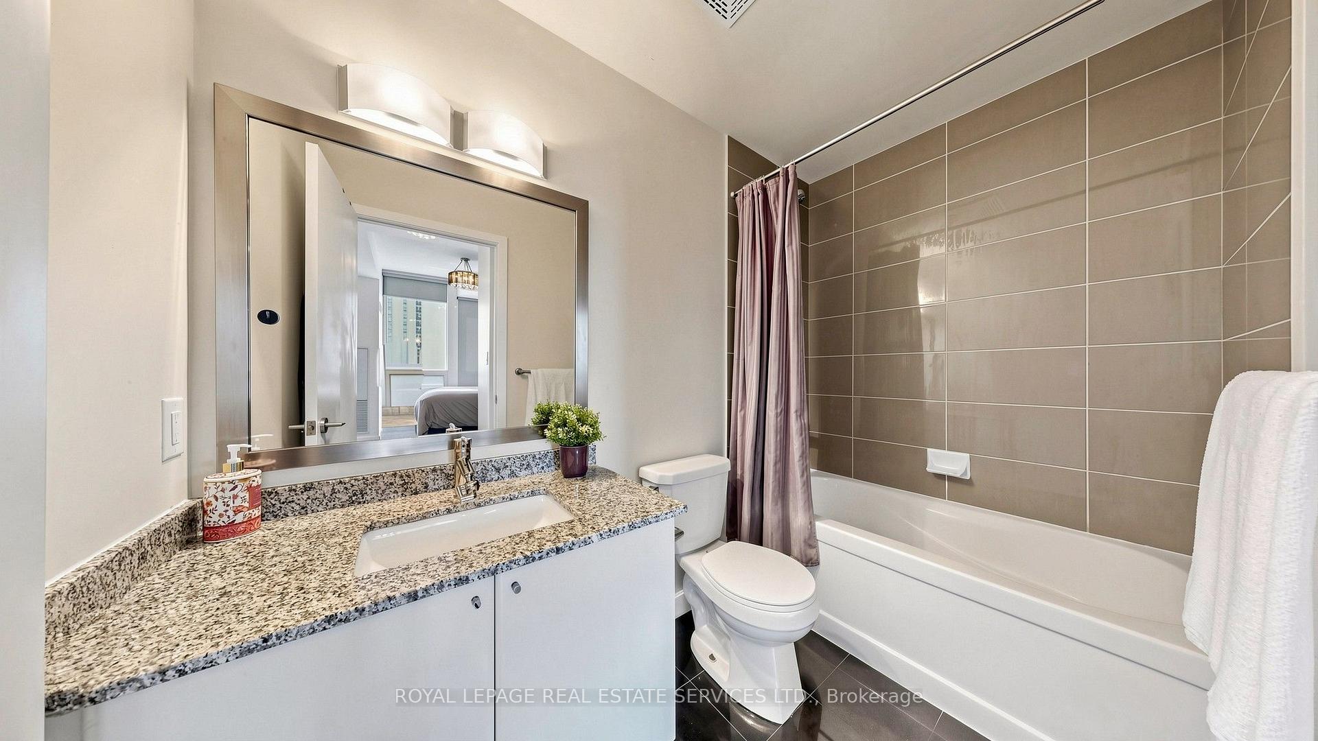 Photo 27 of Unit 2212, 33 Bay Street, Toronto, Waterfront Communities — HOMEH