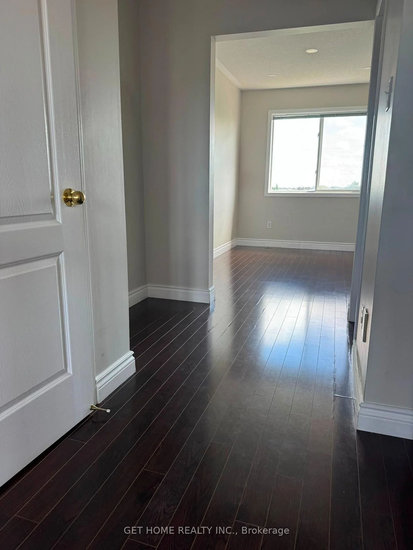 Photo 17 of Unit Main, 76 Dunlop Court, Brampton, Fletcher's Meadow — HOMEH