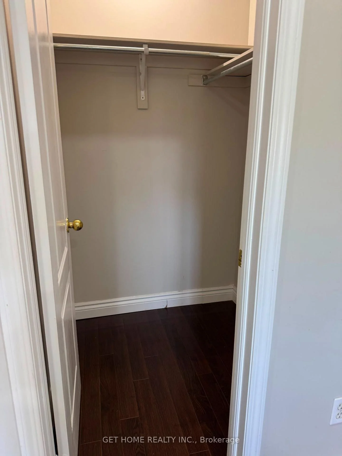 Photo 23 of Unit Main, 76 Dunlop Court, Brampton, Fletcher's Meadow — HOMEH