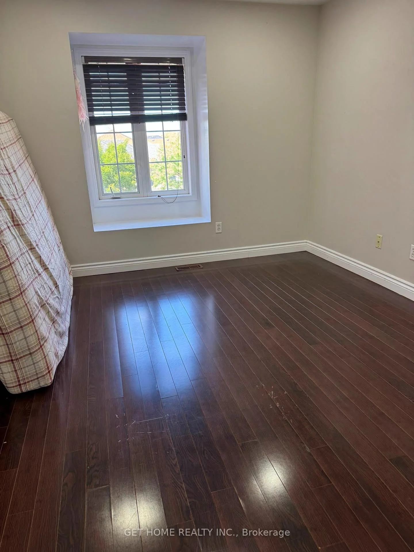 Photo 24 of Unit Main, 76 Dunlop Court, Brampton, Fletcher's Meadow — HOMEH