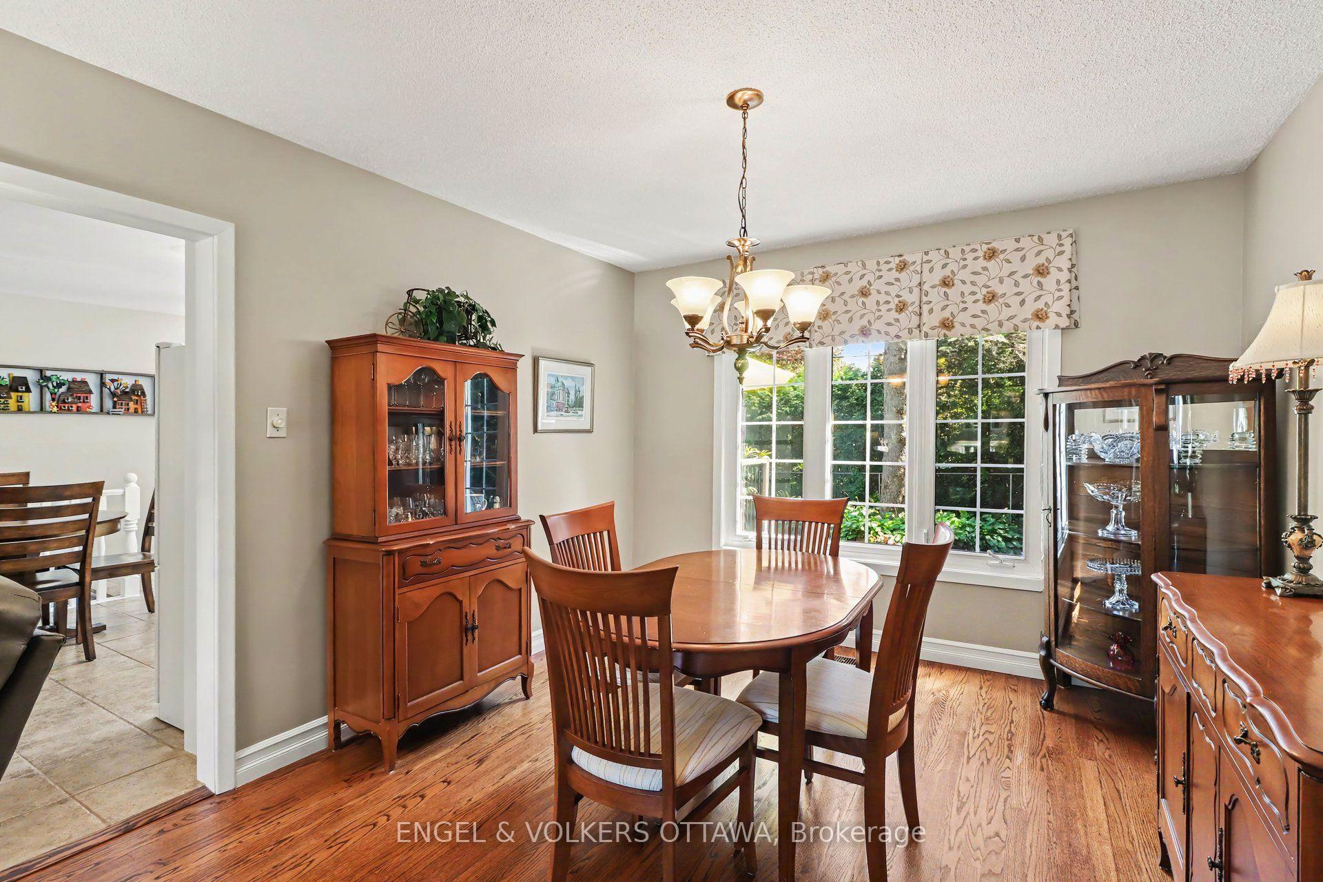Photo 12 of 2715 Colman Street, Ottawa, Riverside Park — HOMEH