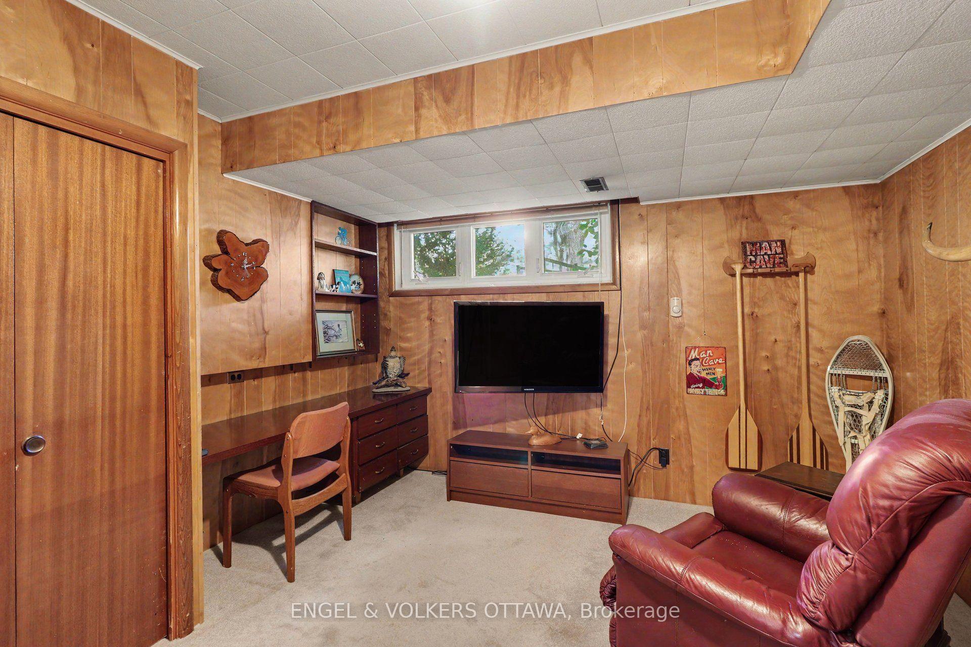 Photo 21 of 2715 Colman Street, Ottawa, Riverside Park — HOMEH