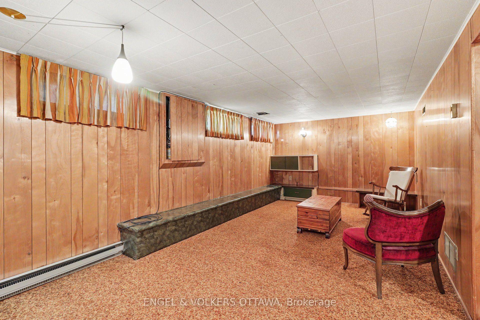 Photo 25 of 2715 Colman Street, Ottawa, Riverside Park — HOMEH