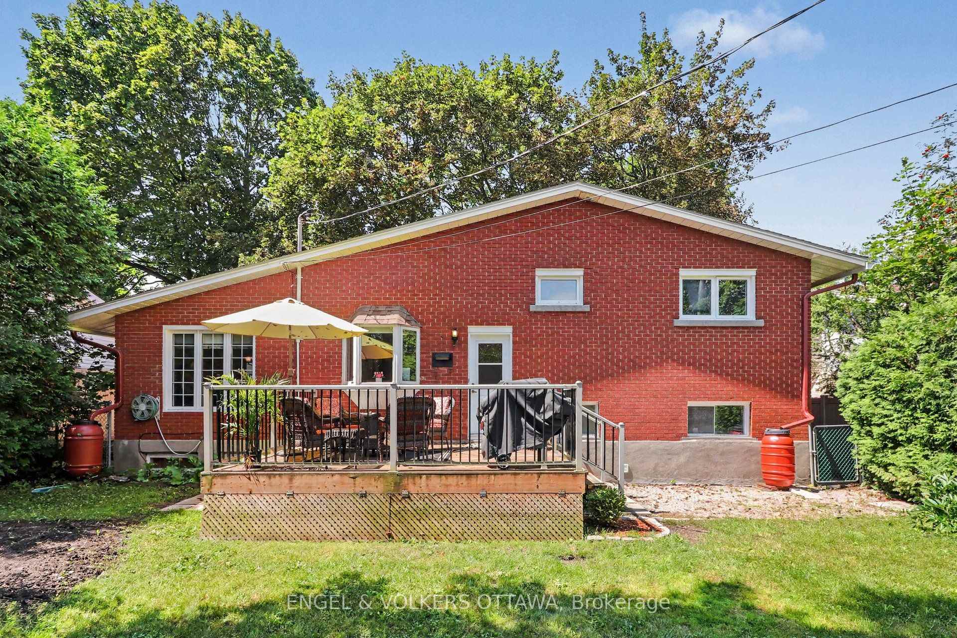 Photo 28 of 2715 Colman Street, Ottawa, Riverside Park — HOMEH