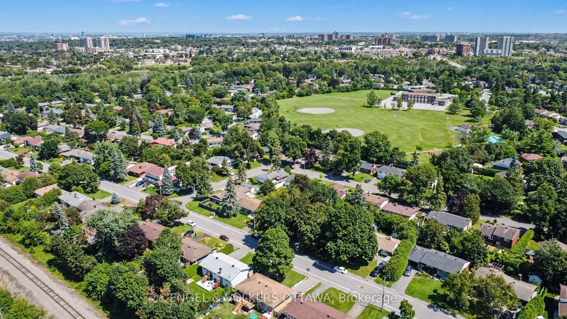 Photo 37 of 2715 Colman Street, Ottawa, Riverside Park — HOMEH