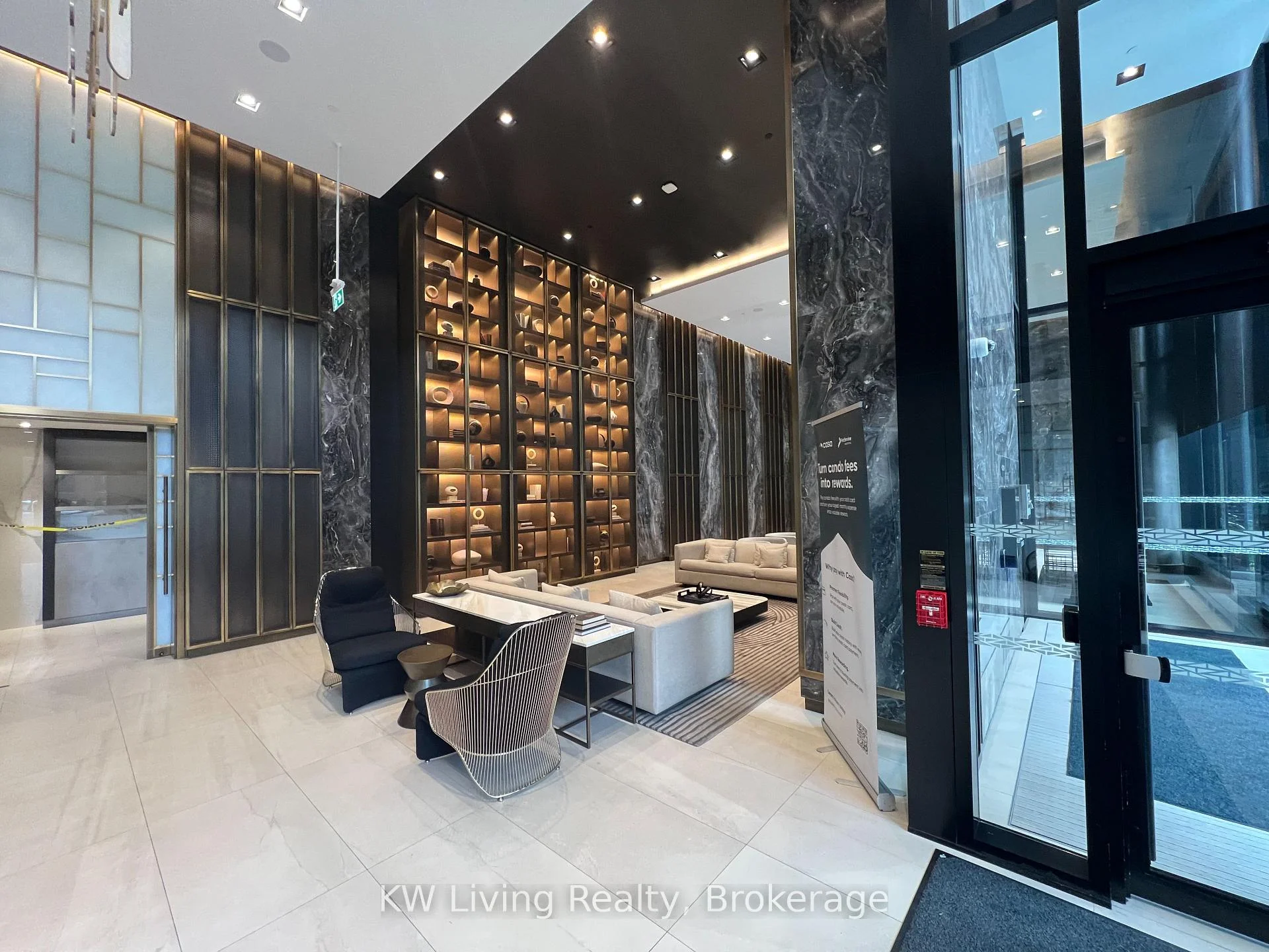 Photo 4 of Unit 201, 117 Broadway Avenue, Toronto, Mount Pleasant West — HOMEH