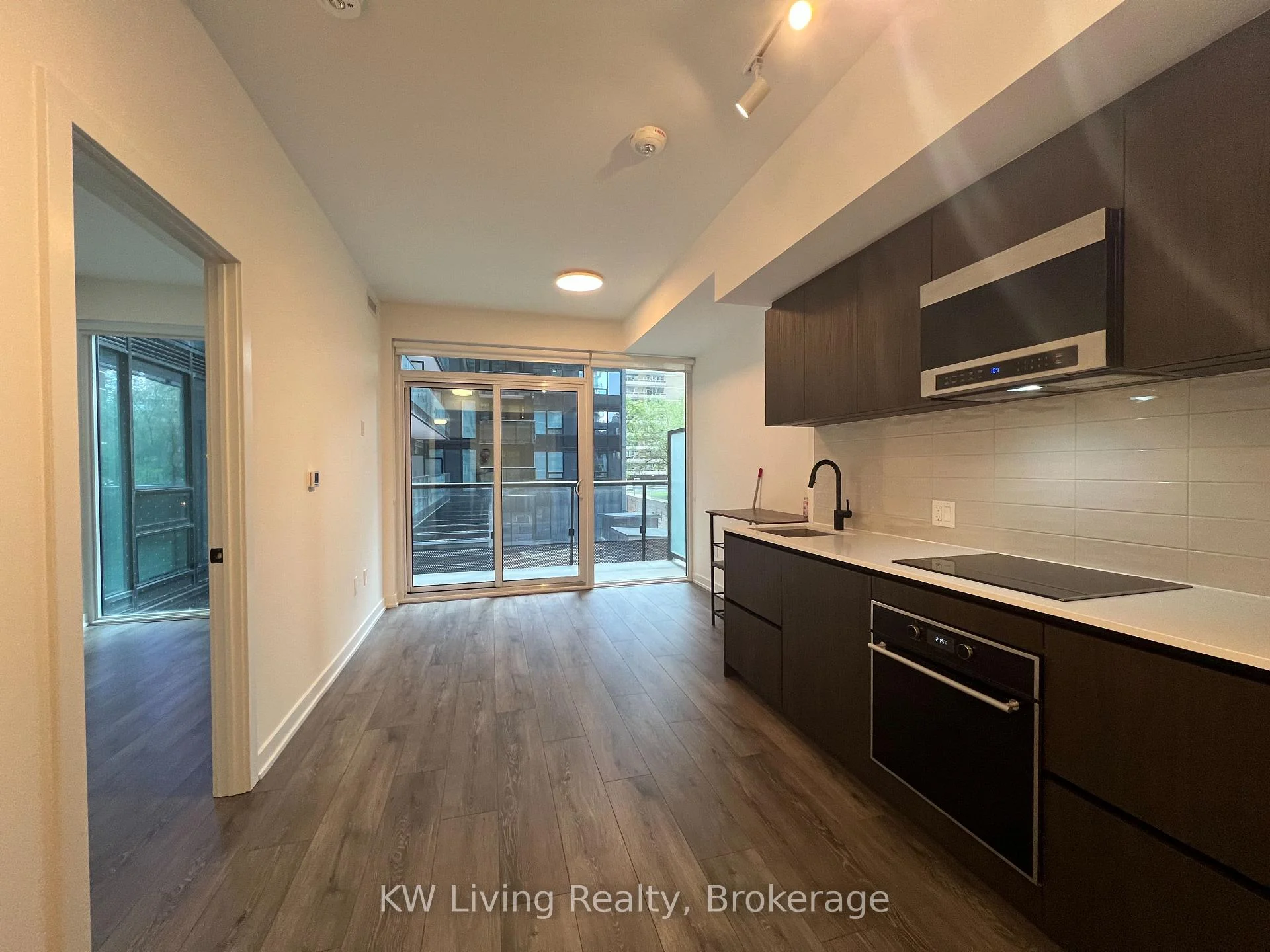 Photo 12 of Unit 201, 117 Broadway Avenue, Toronto, Mount Pleasant West — HOMEH
