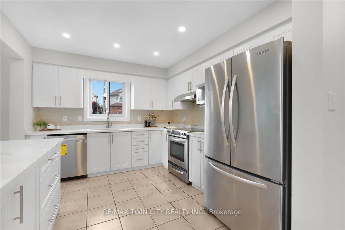 Photo 11 of 3 Apple Ridge Drive, Kitchener, Pioneer Park — HOMEH