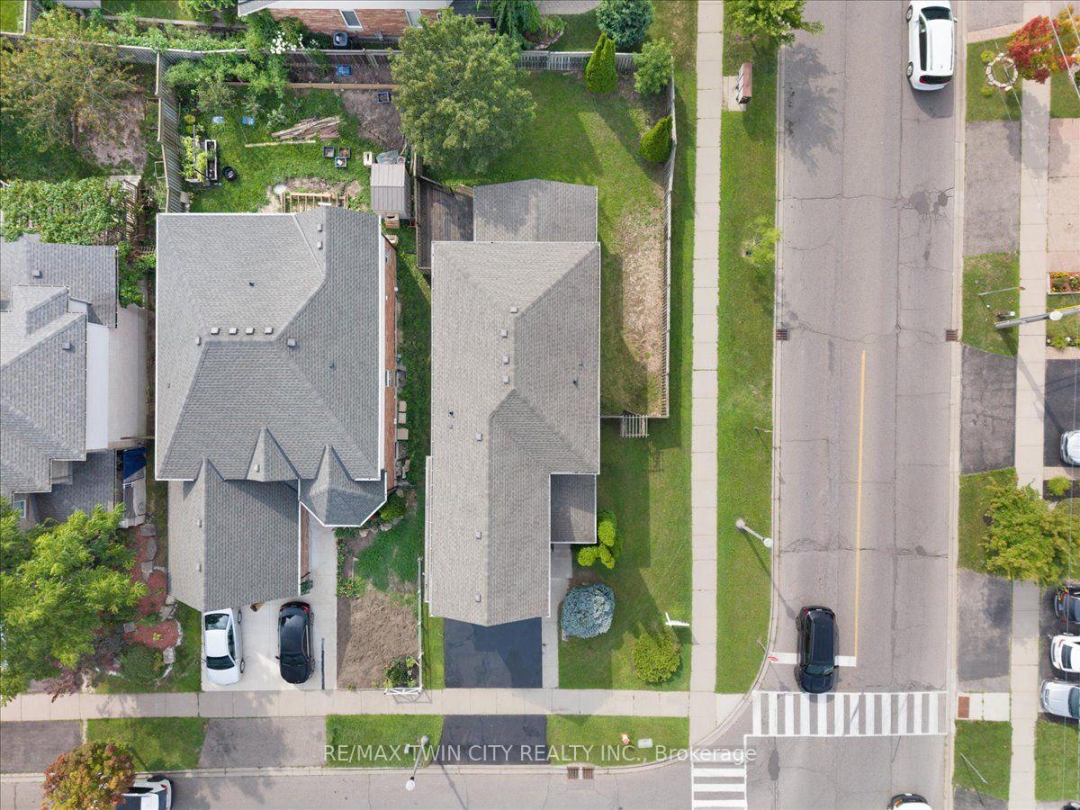 Photo 43 of 3 Apple Ridge Drive, Kitchener, Pioneer Park — HOMEH