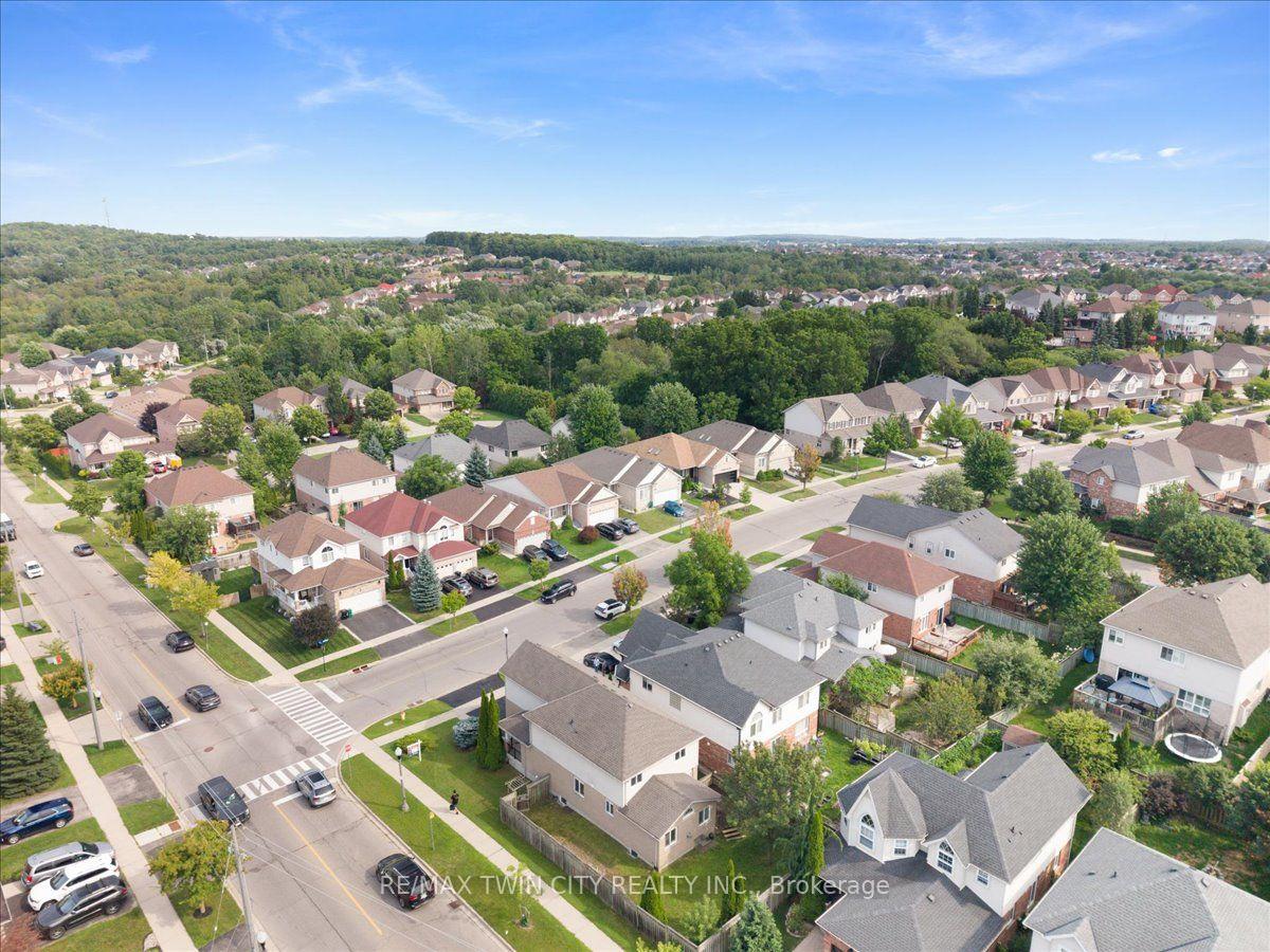 Photo 48 of 3 Apple Ridge Drive, Kitchener, Pioneer Park — HOMEH