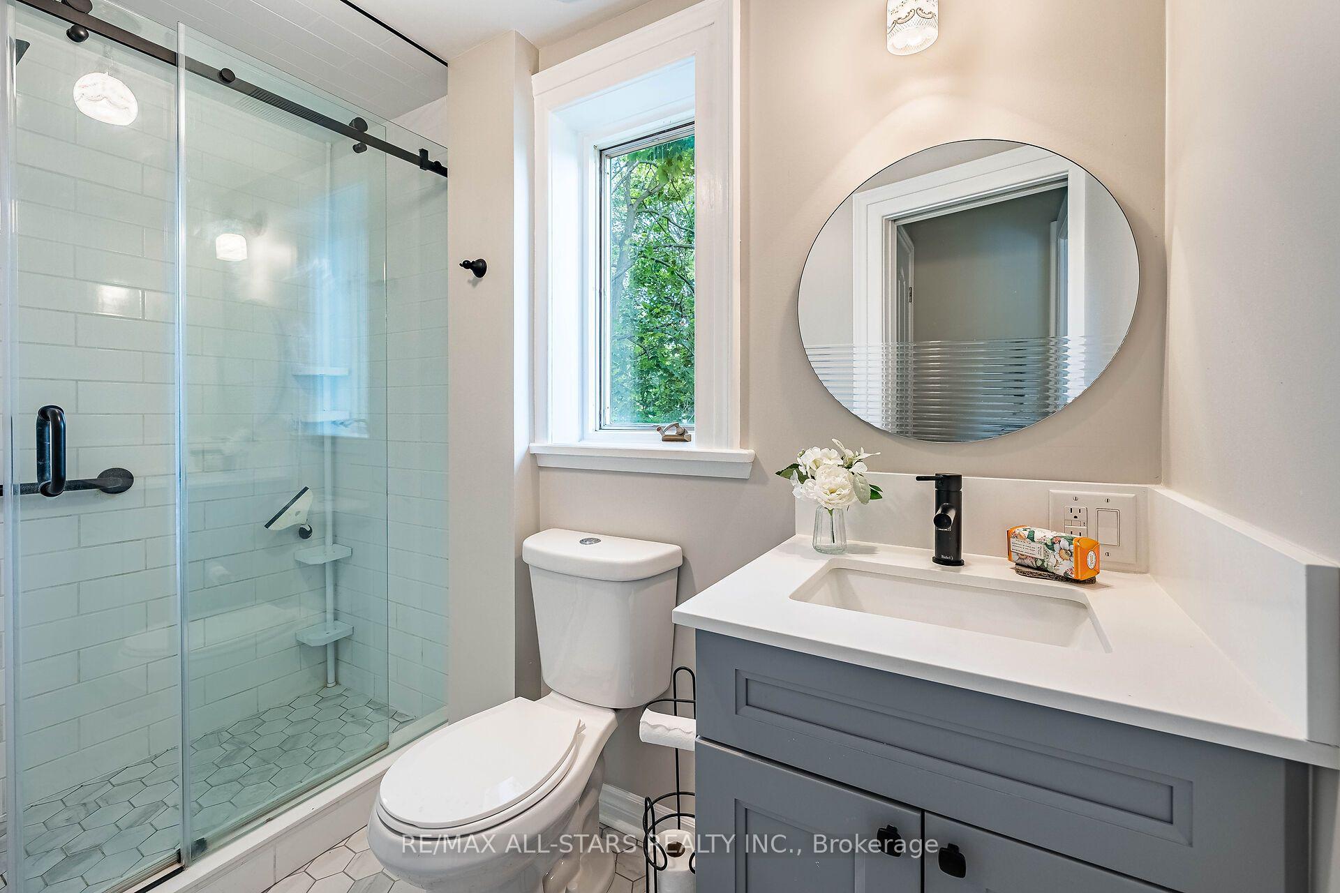 Photo 31 of 114 Main Street, Markham, Unionville — HOMEH