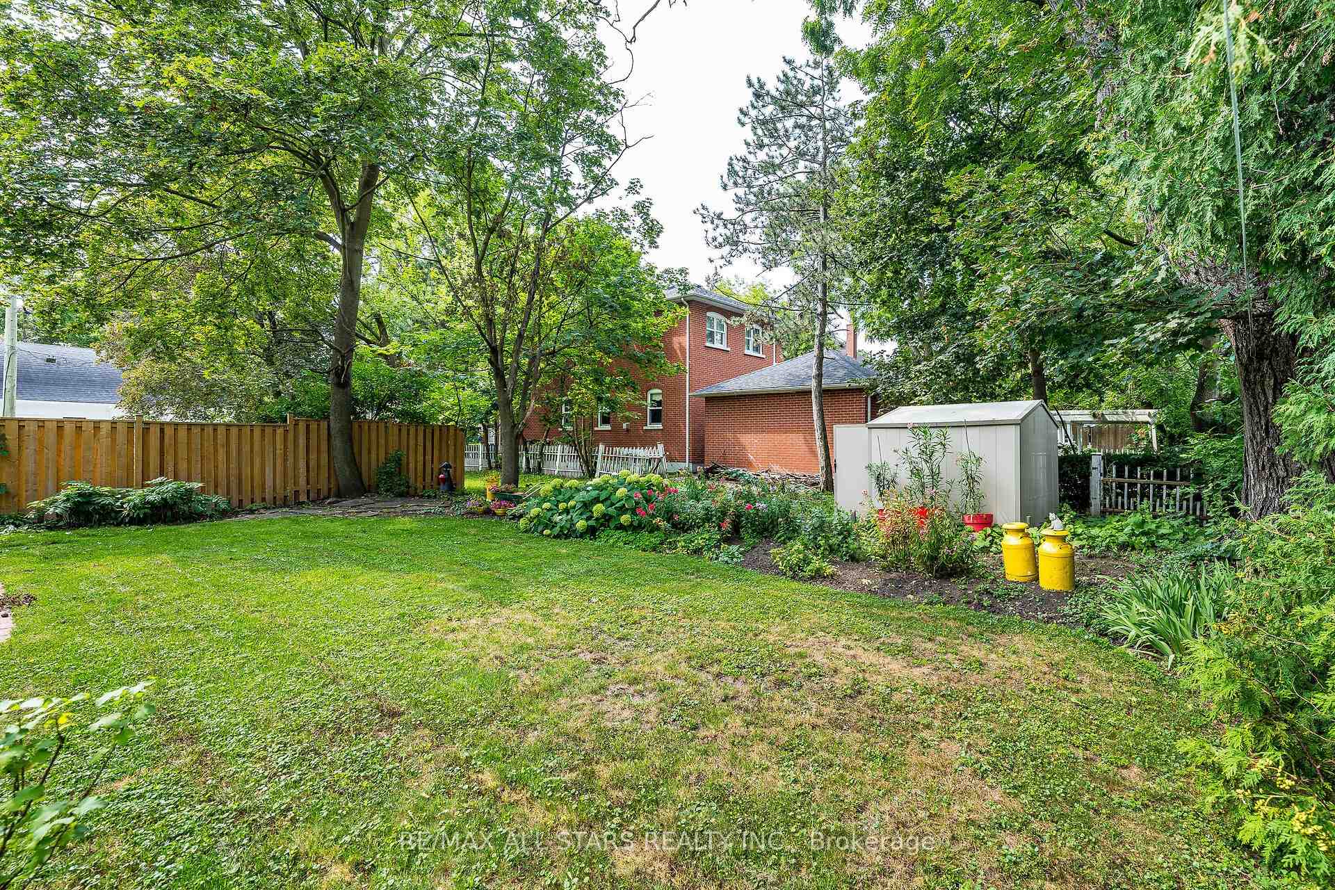 Photo 47 of 114 Main Street, Markham, Unionville — HOMEH