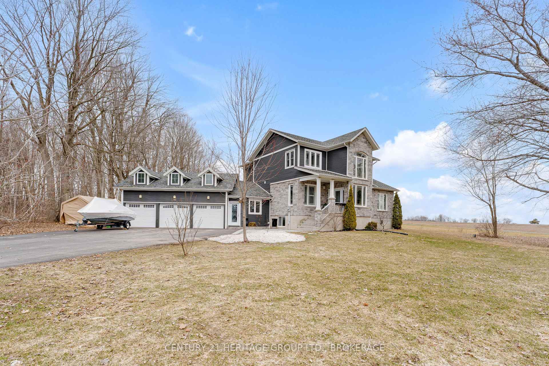 Photo 2 of 90 Aragon Road, Kingston, City North of 401 — HOMEH
